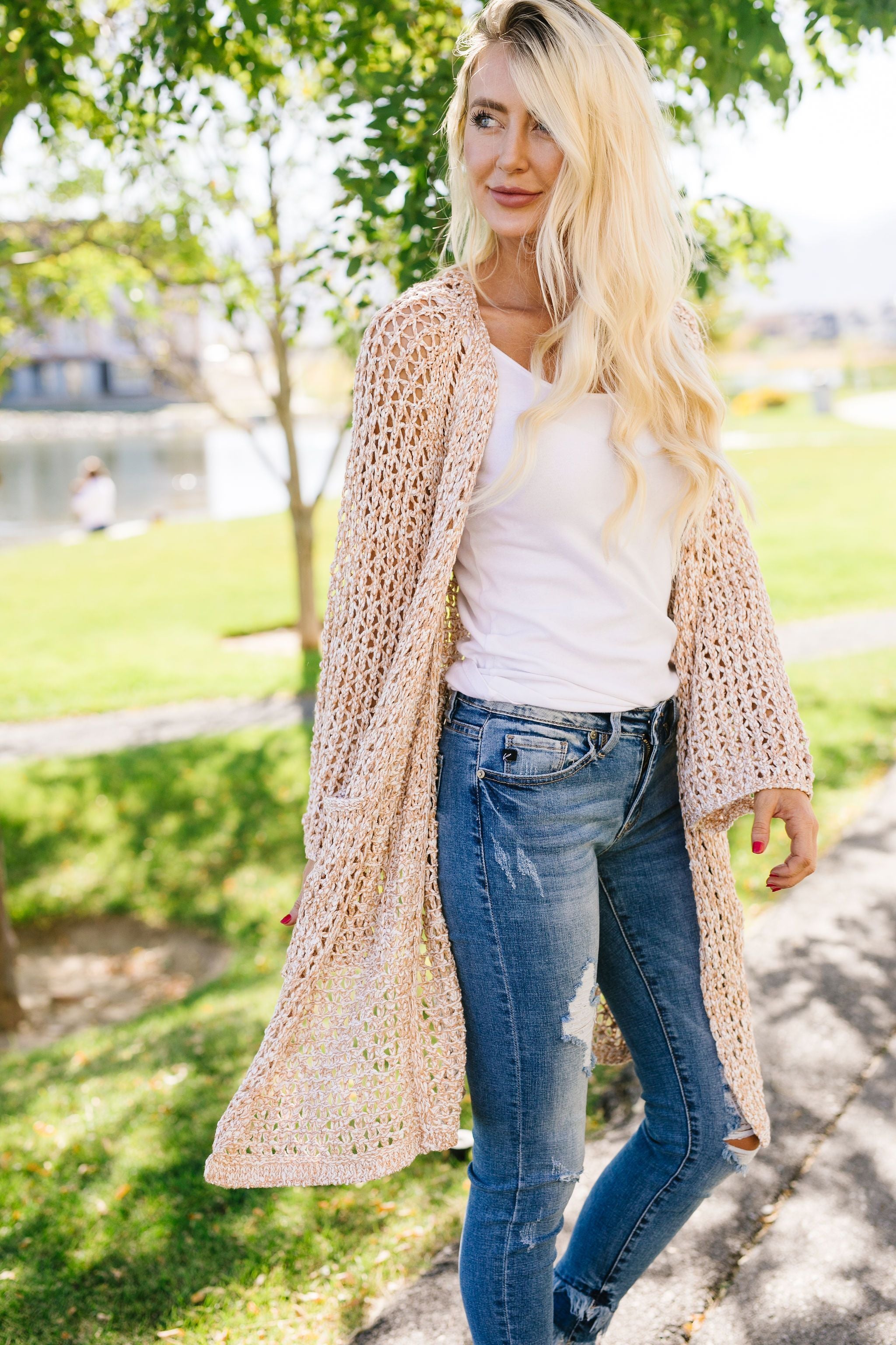 Coffee Shop Two-Tone Cardigan In Light Peach