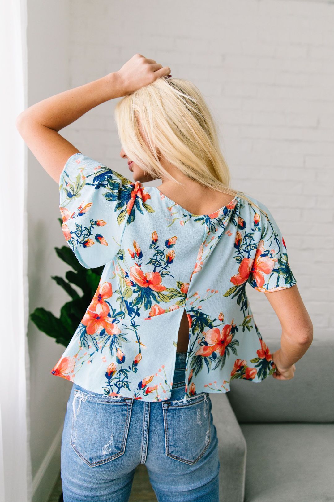 Tropical Paradise Blouse In Light Blue