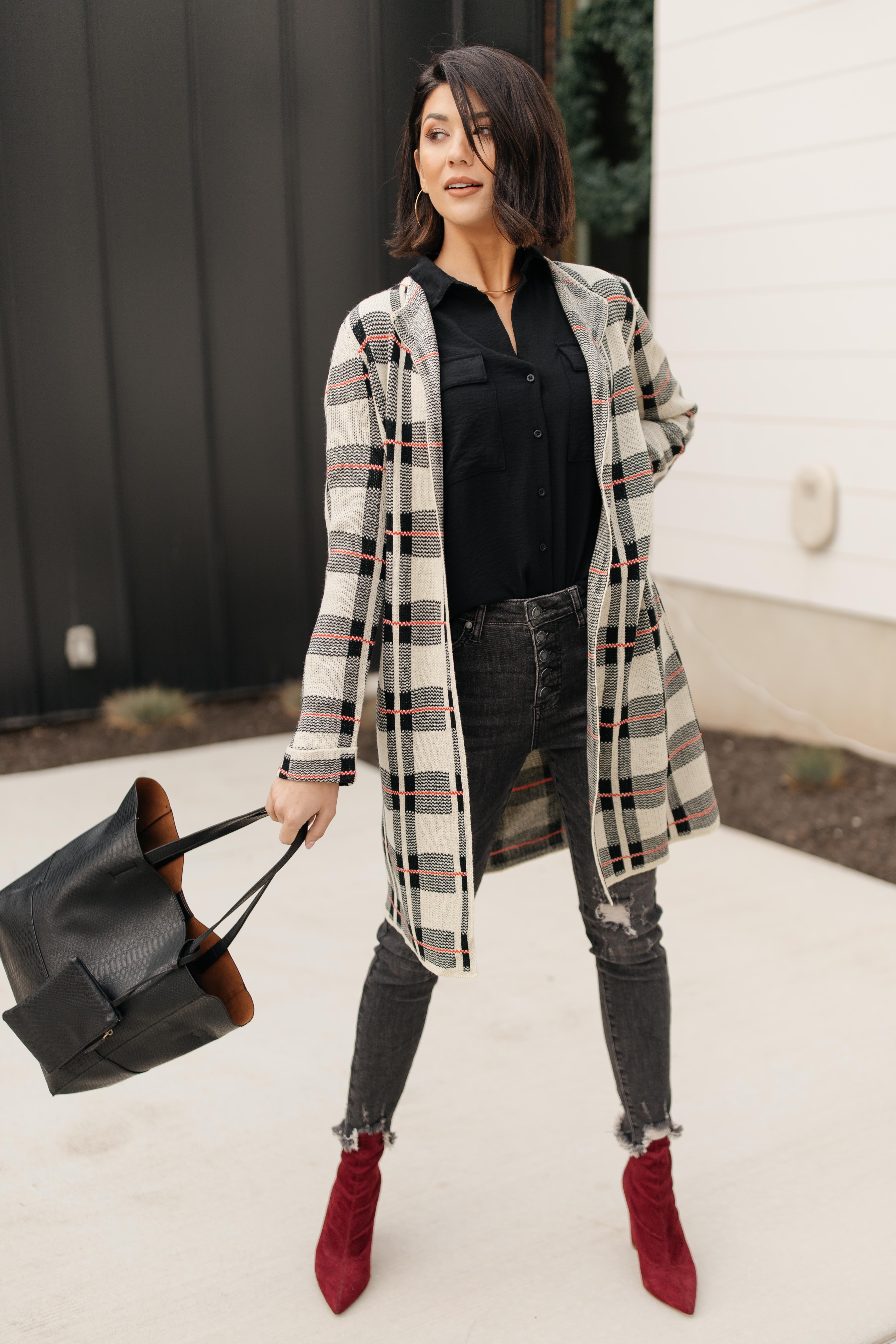 Business Casual Cardigan in Plaid