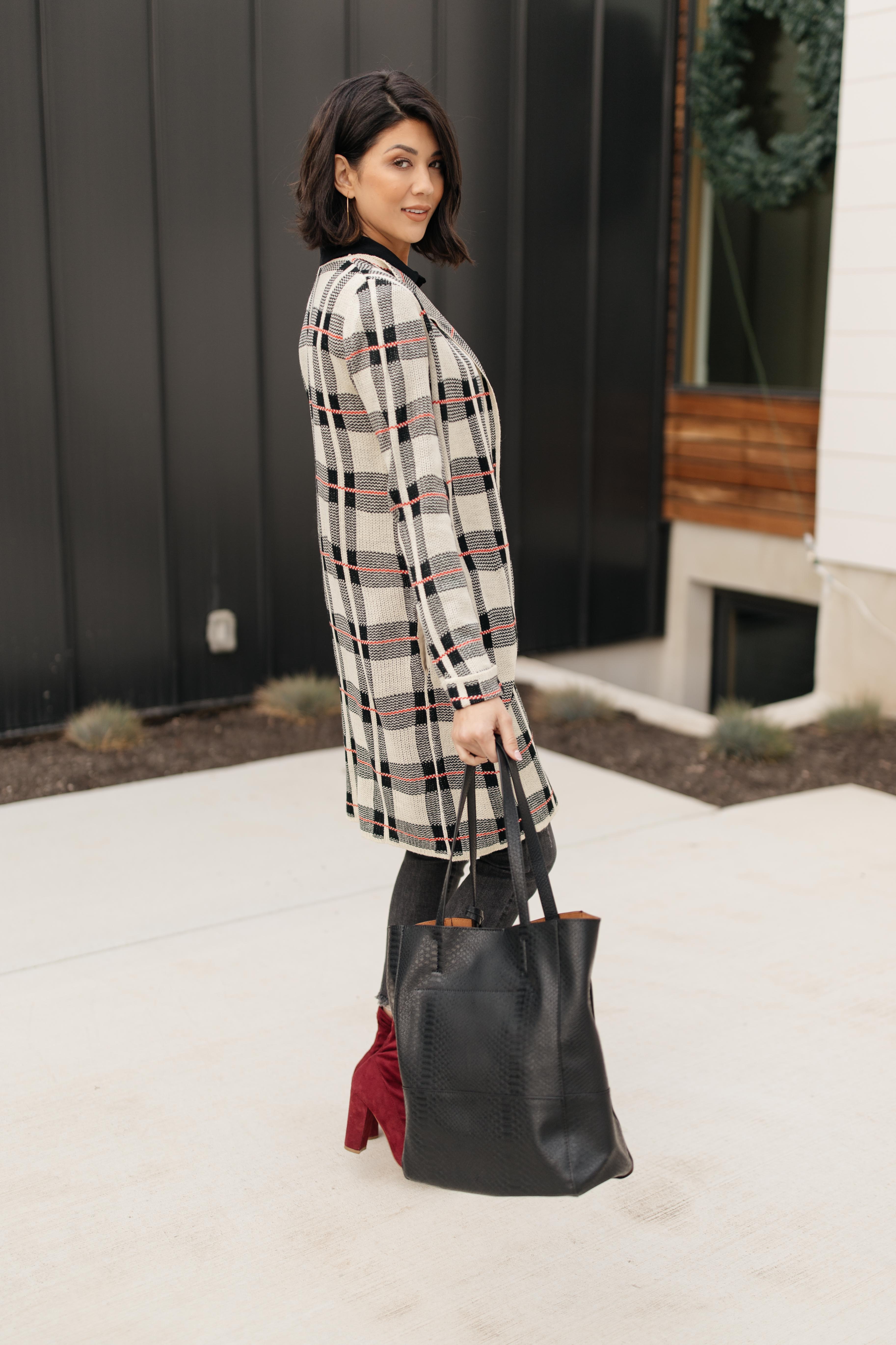 Business Casual Cardigan in Plaid