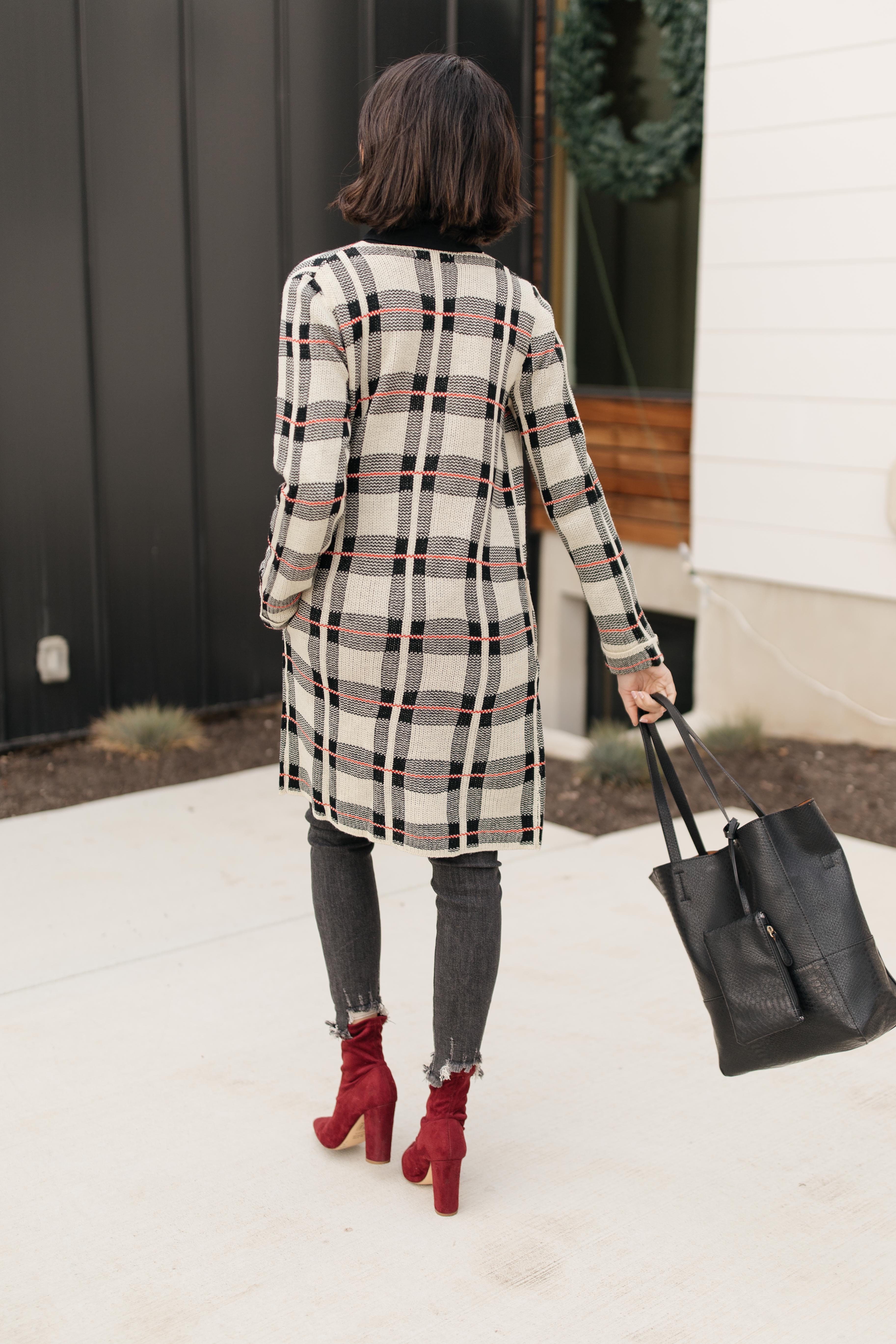 Business Casual Cardigan in Plaid