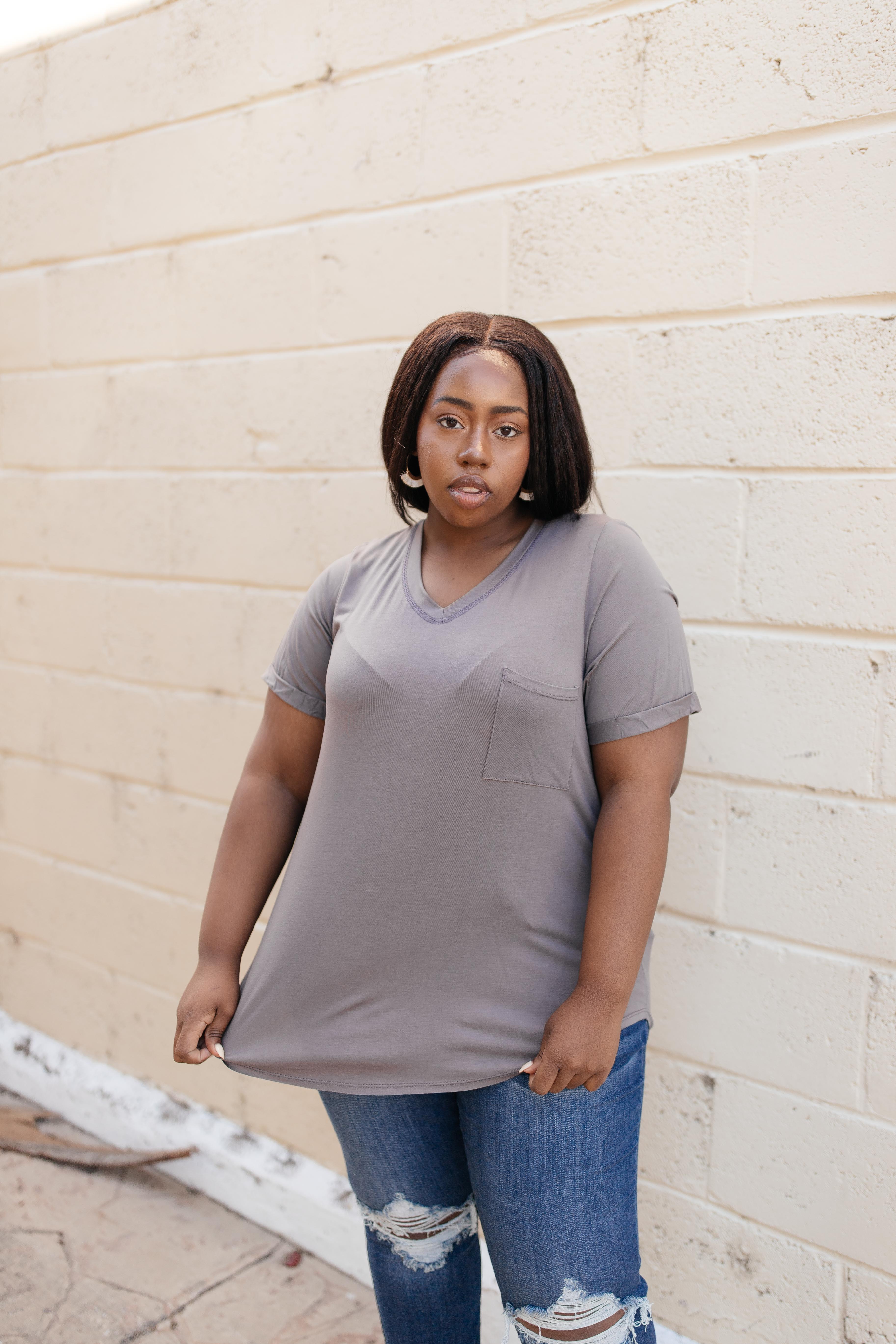 Essential V-Neck Tee In Mocha