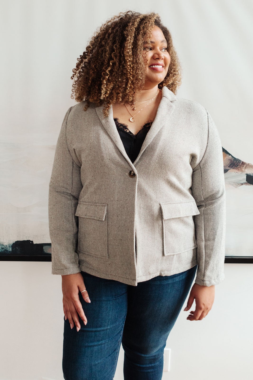 Feminine Boyfriend Blazer in Herringbone