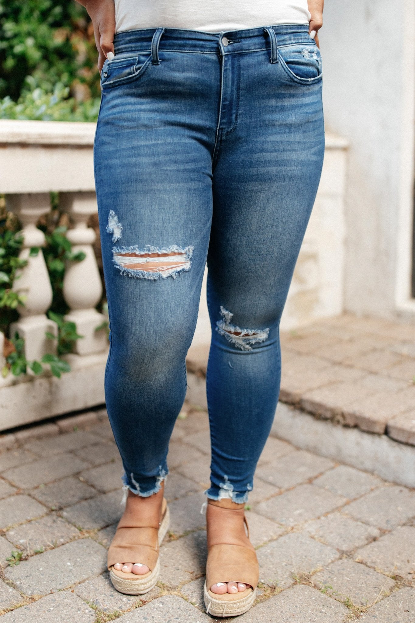 Lola Distressed Skinny Jeans