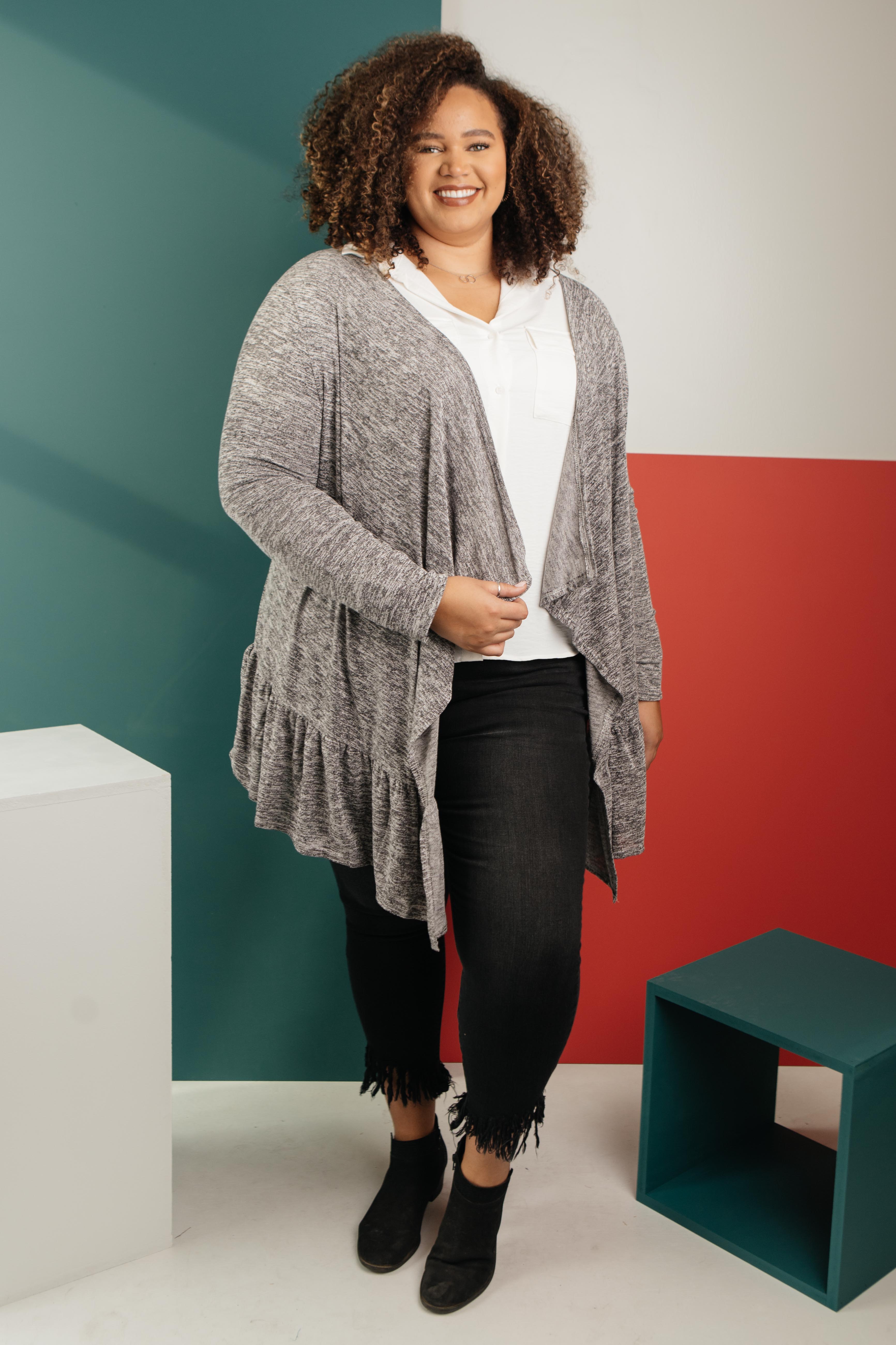 The Avalynn Heathered Cardigan in Smoky Coal