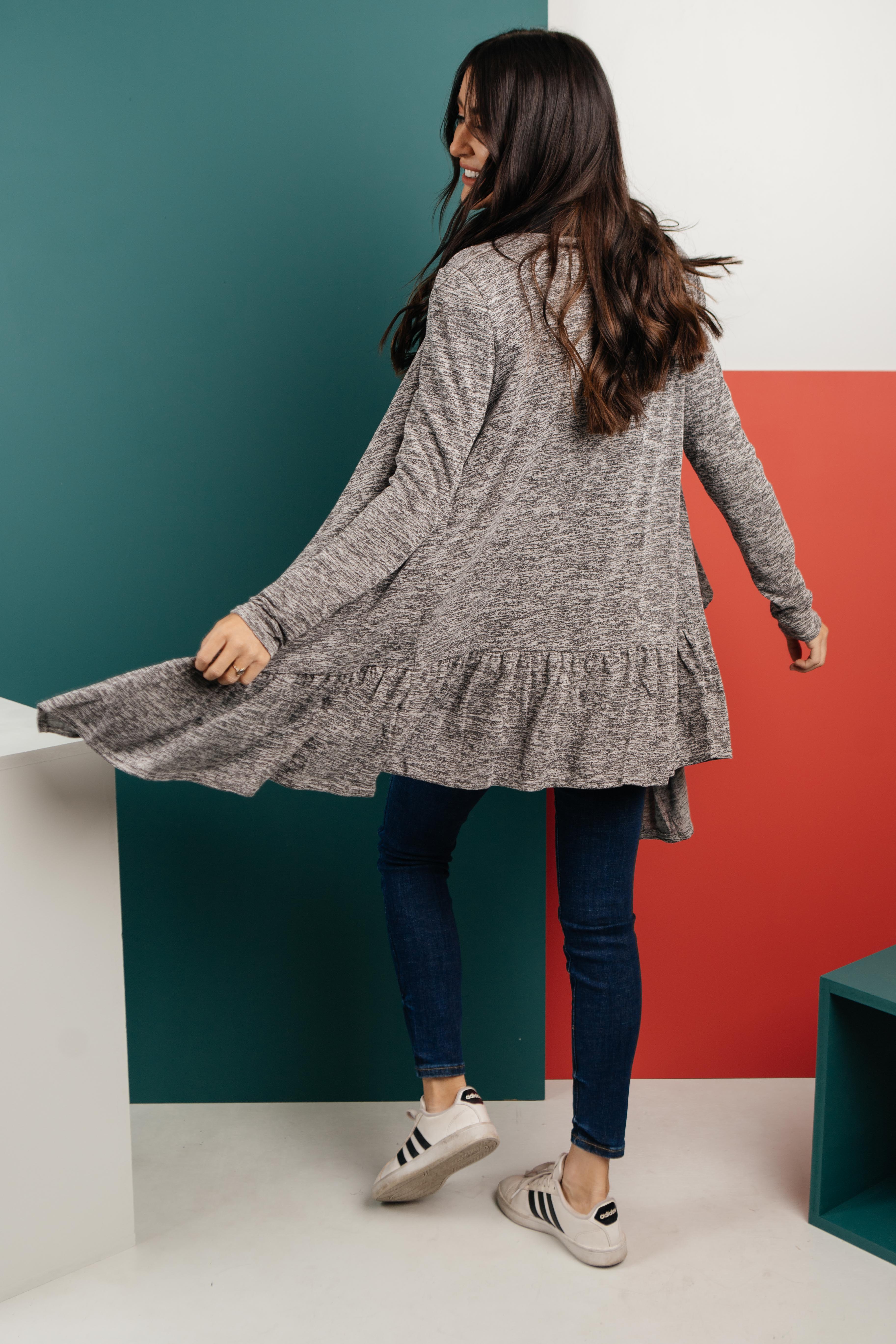 The Avalynn Heathered Cardigan in Smoky Coal