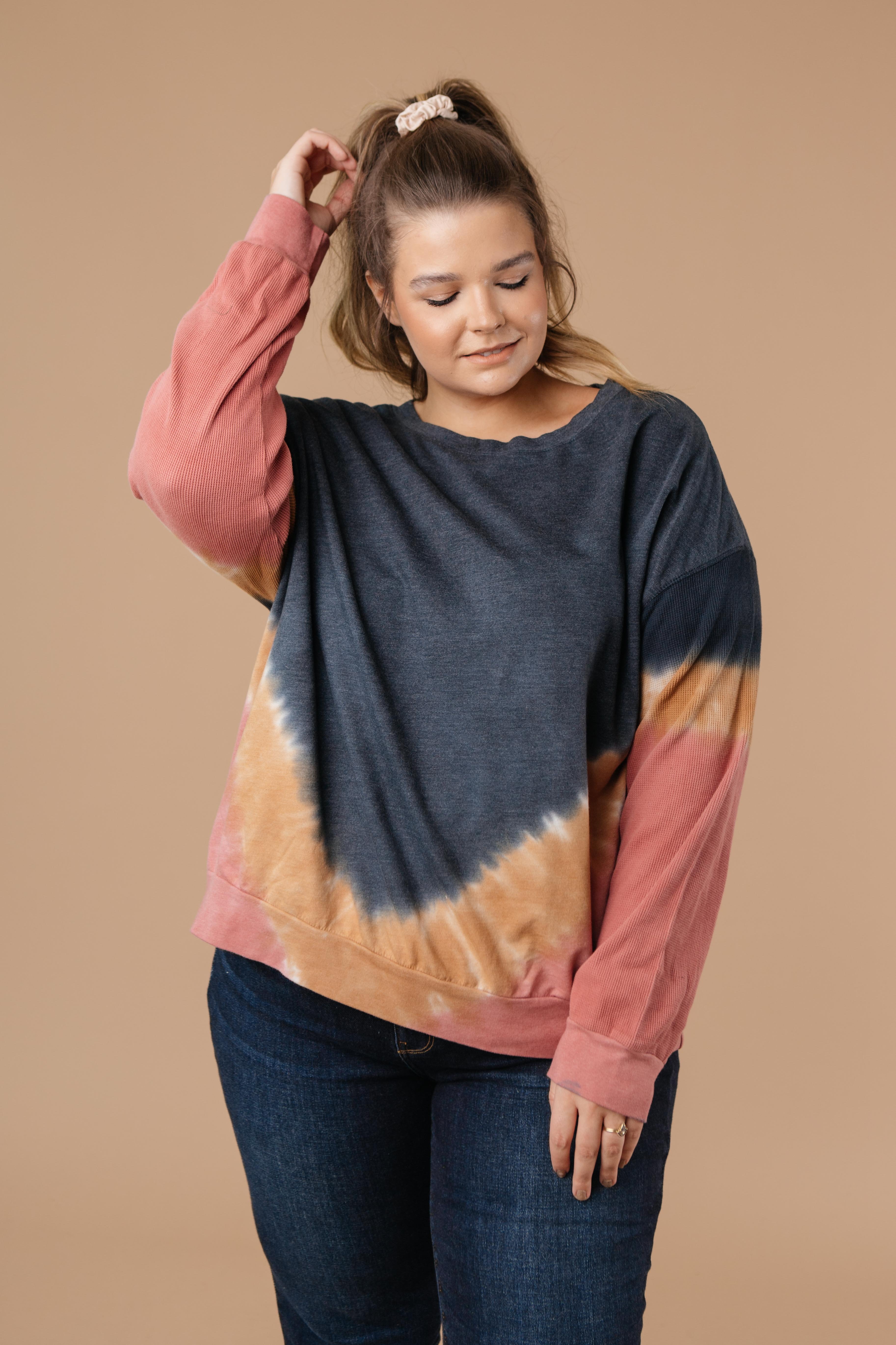 Tie Dye Chevron Pullover In Blue