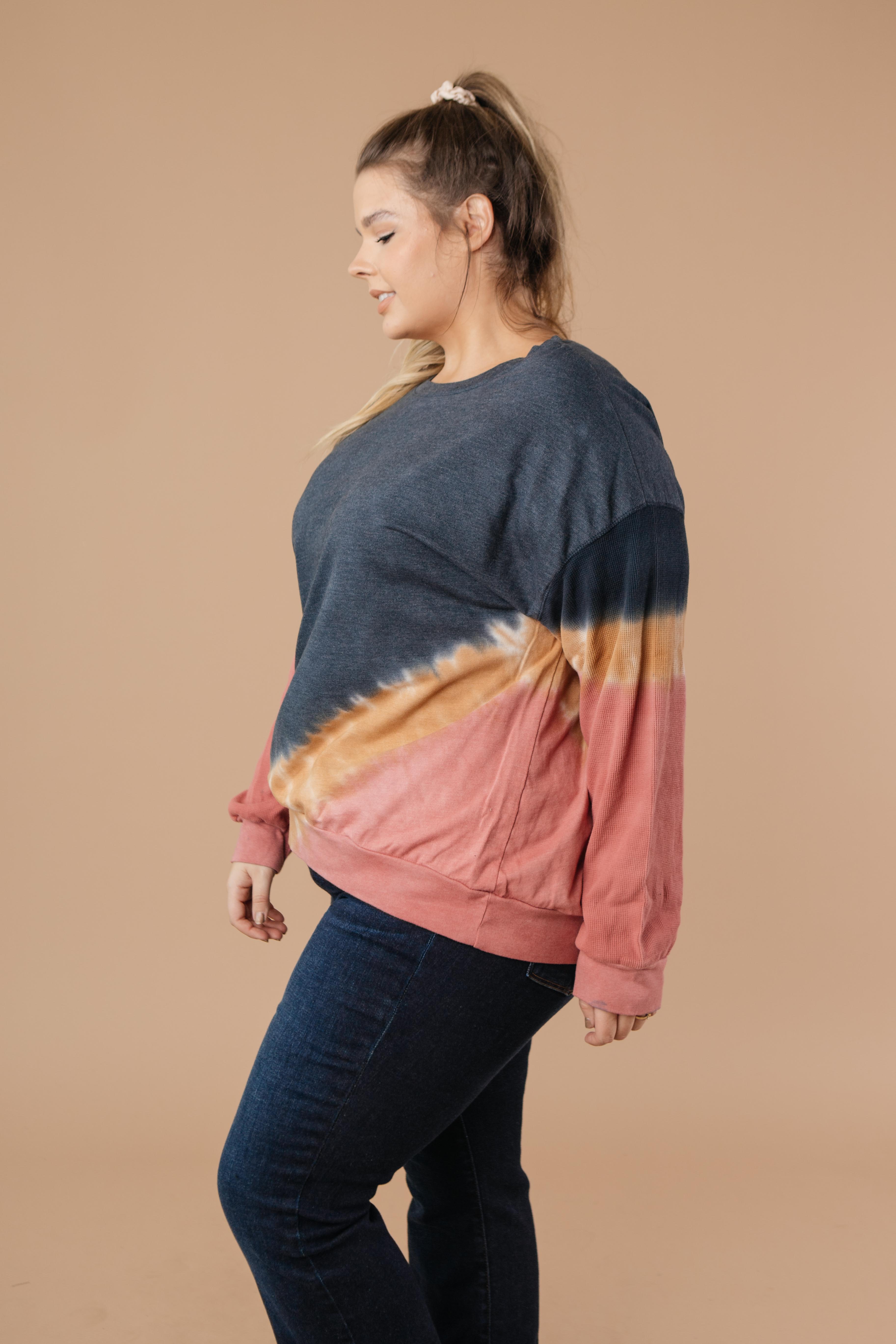 Tie Dye Chevron Pullover In Blue