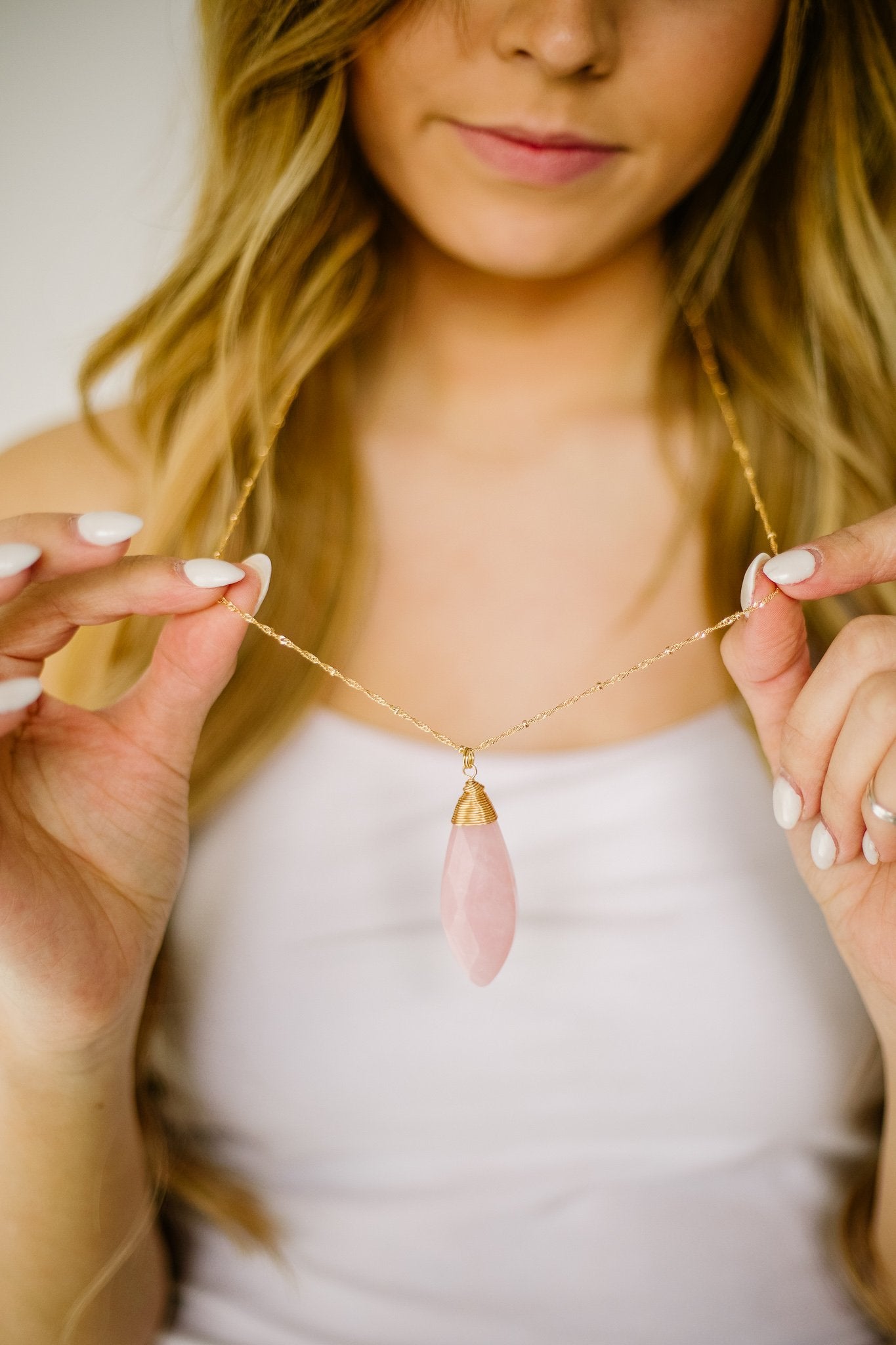 Au Naturel Stone Pendant In Rose Quartz