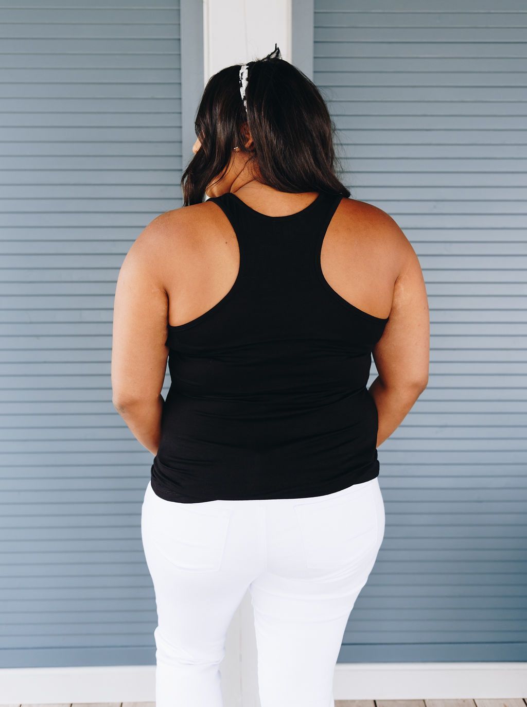 Basic Scoop Neck Tank In Black