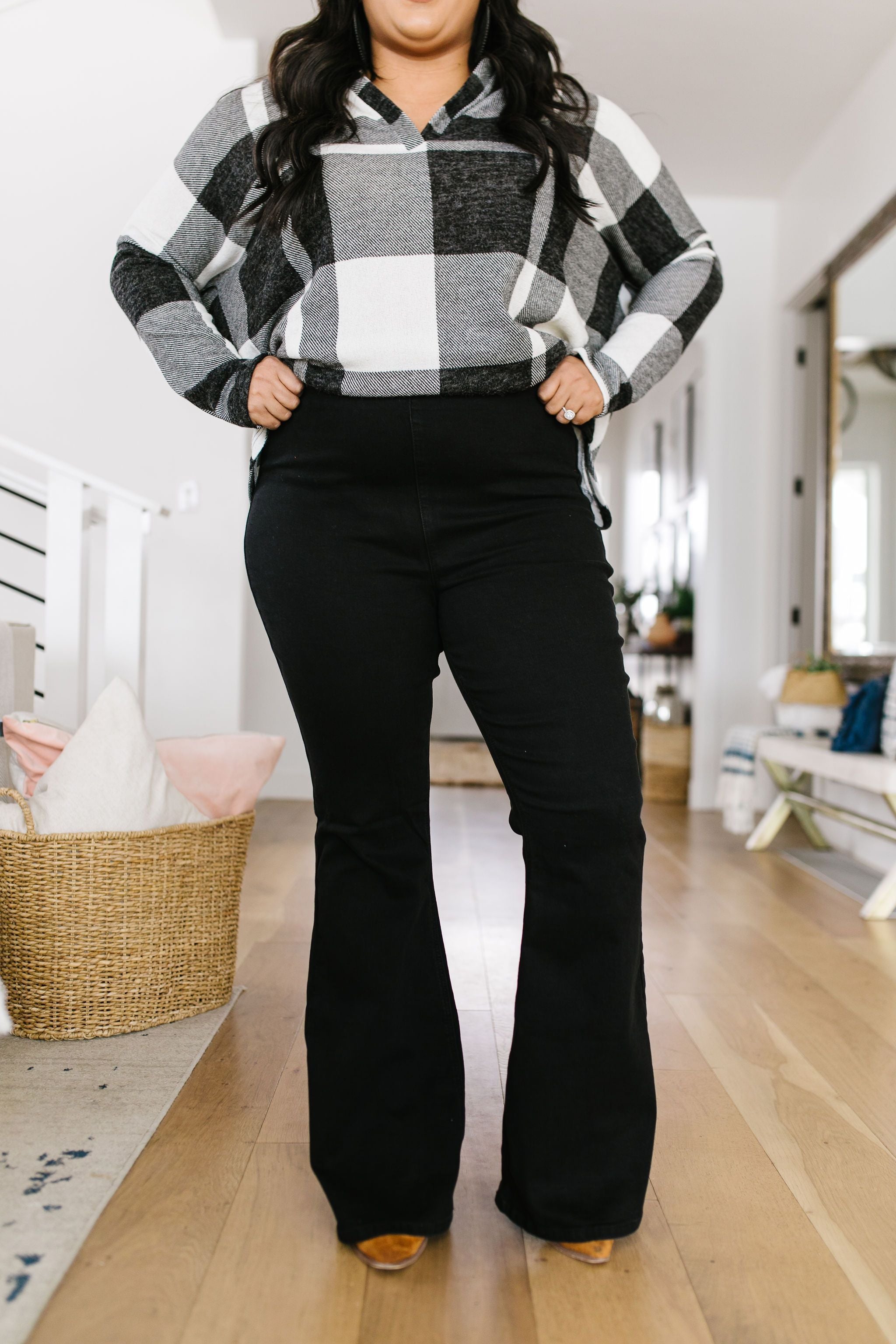 Belle Of The Ball Jeans In Black