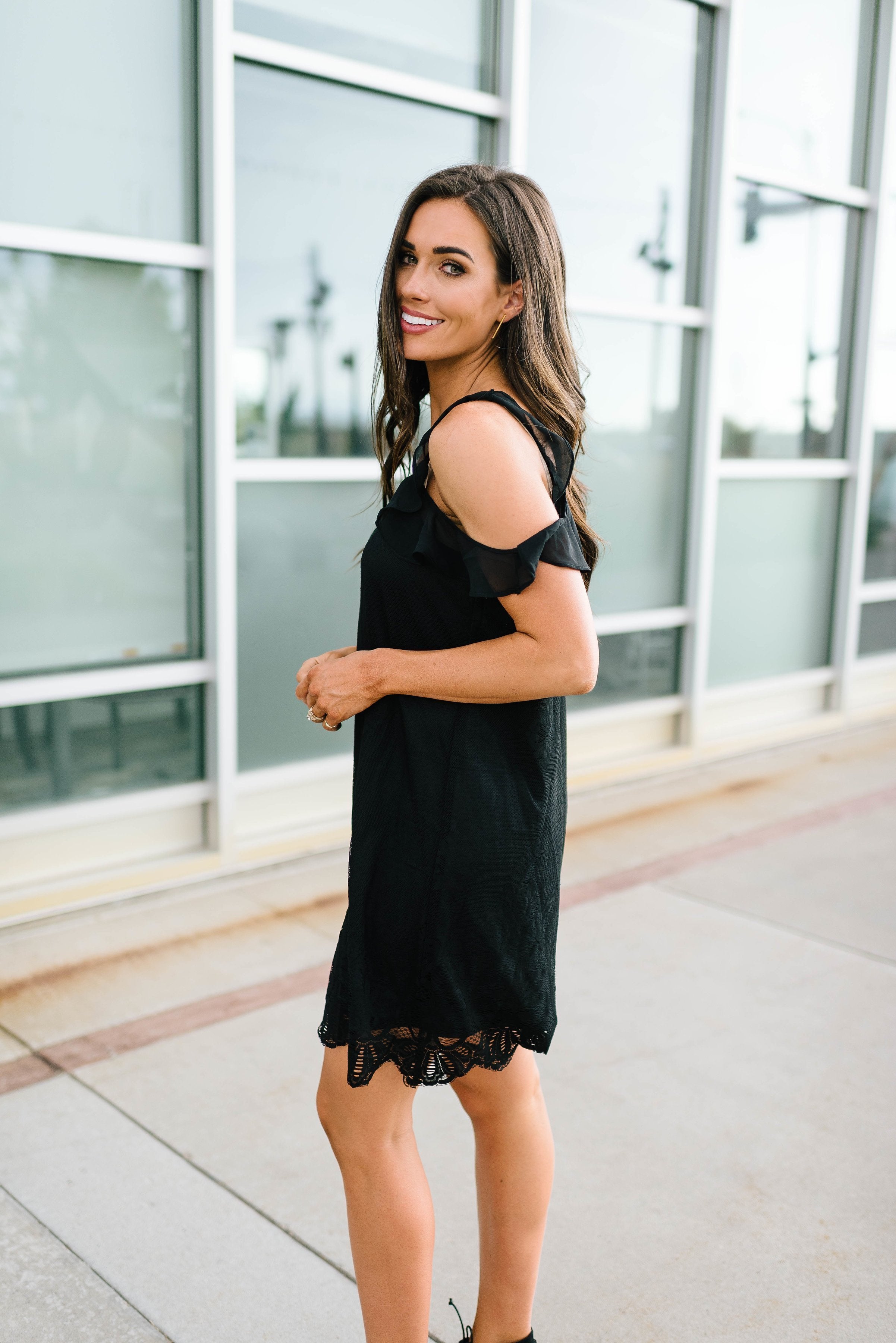 Black Lace Cold Shoulders Dress