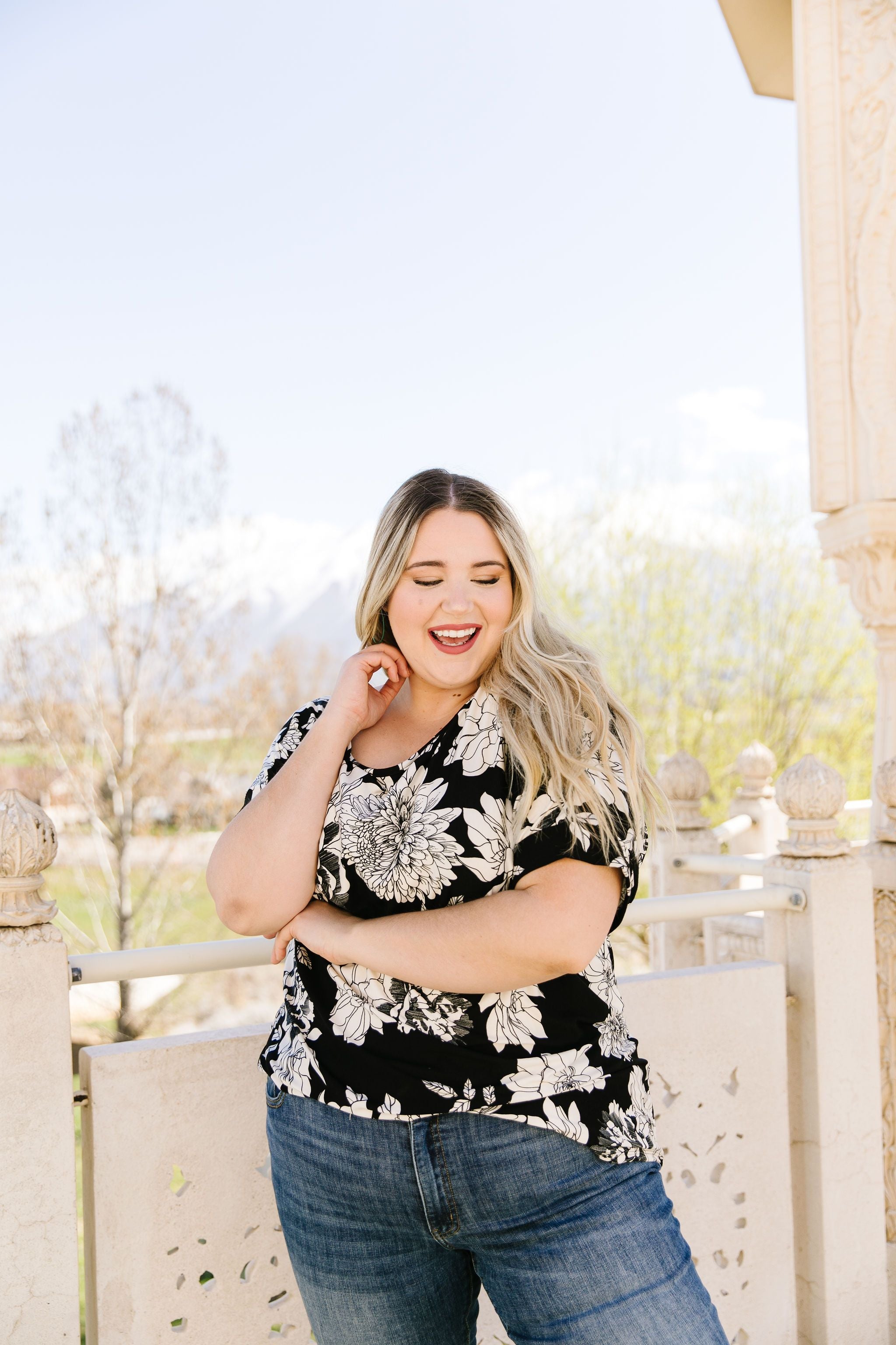 Black & White Flower Garden Top