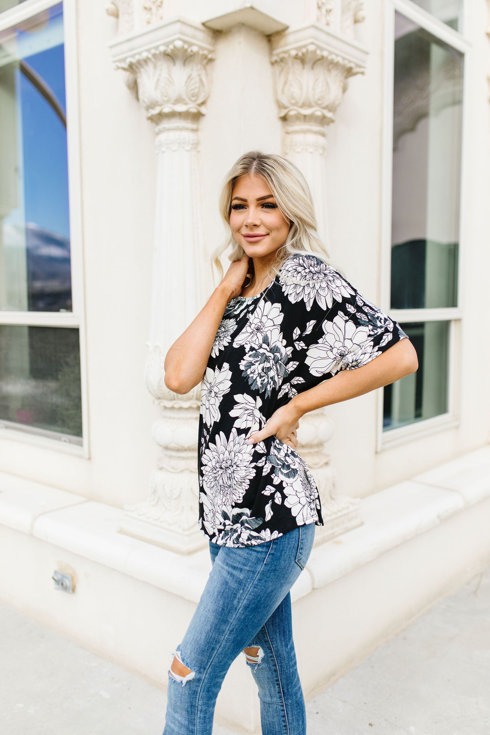 Black & White Flower Garden Top