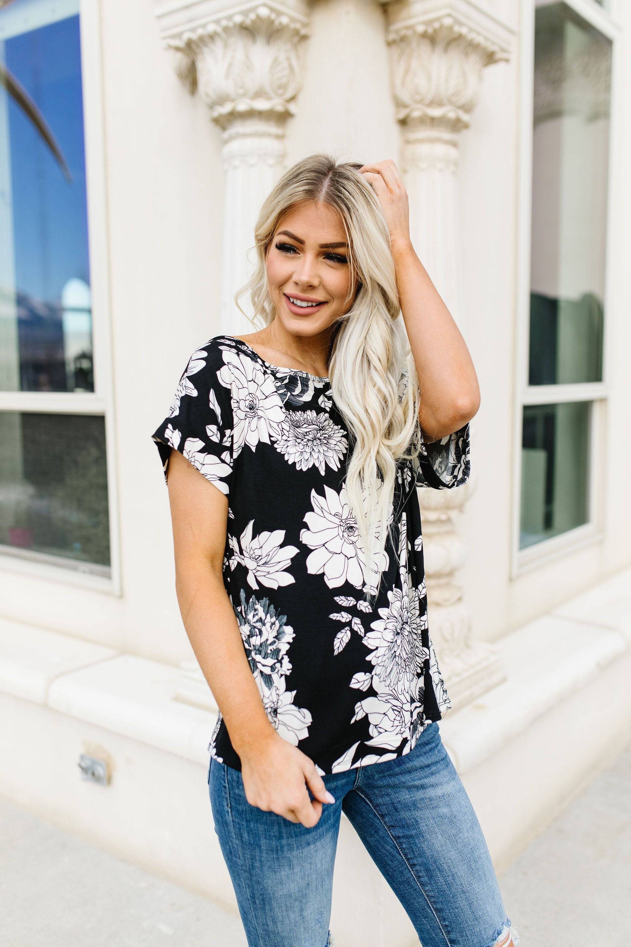 Black & White Flower Garden Top