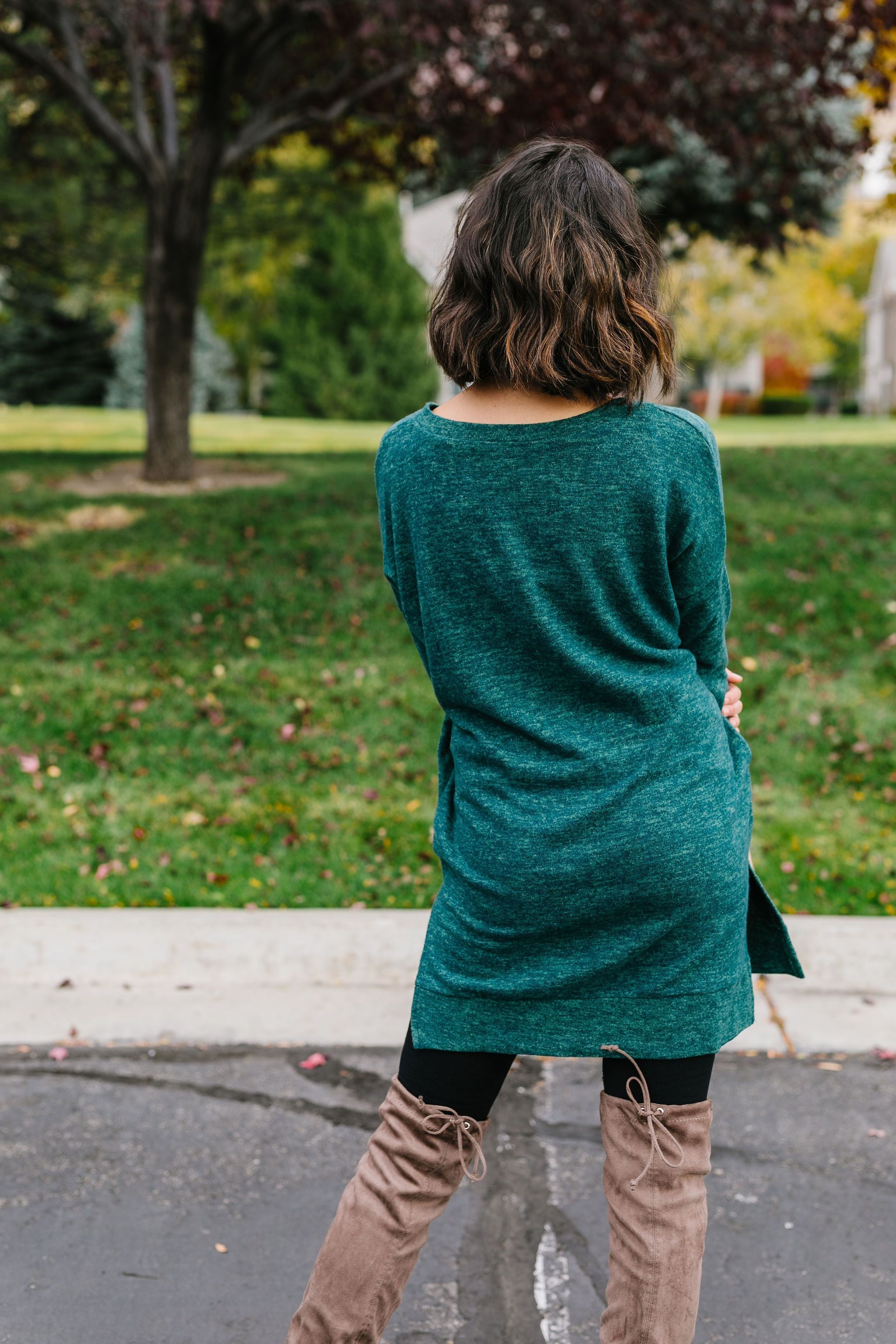 Brushed Melange V-Neck Sweater In Hunter Green