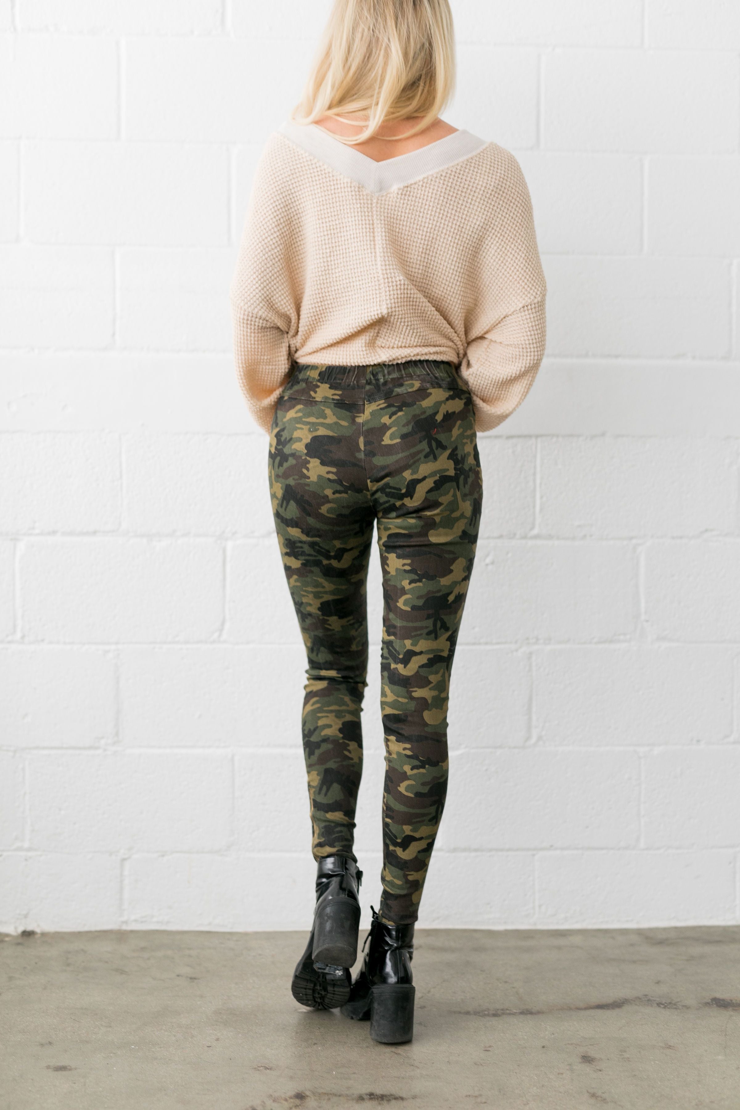 Can't Beat Camo Moto Pants