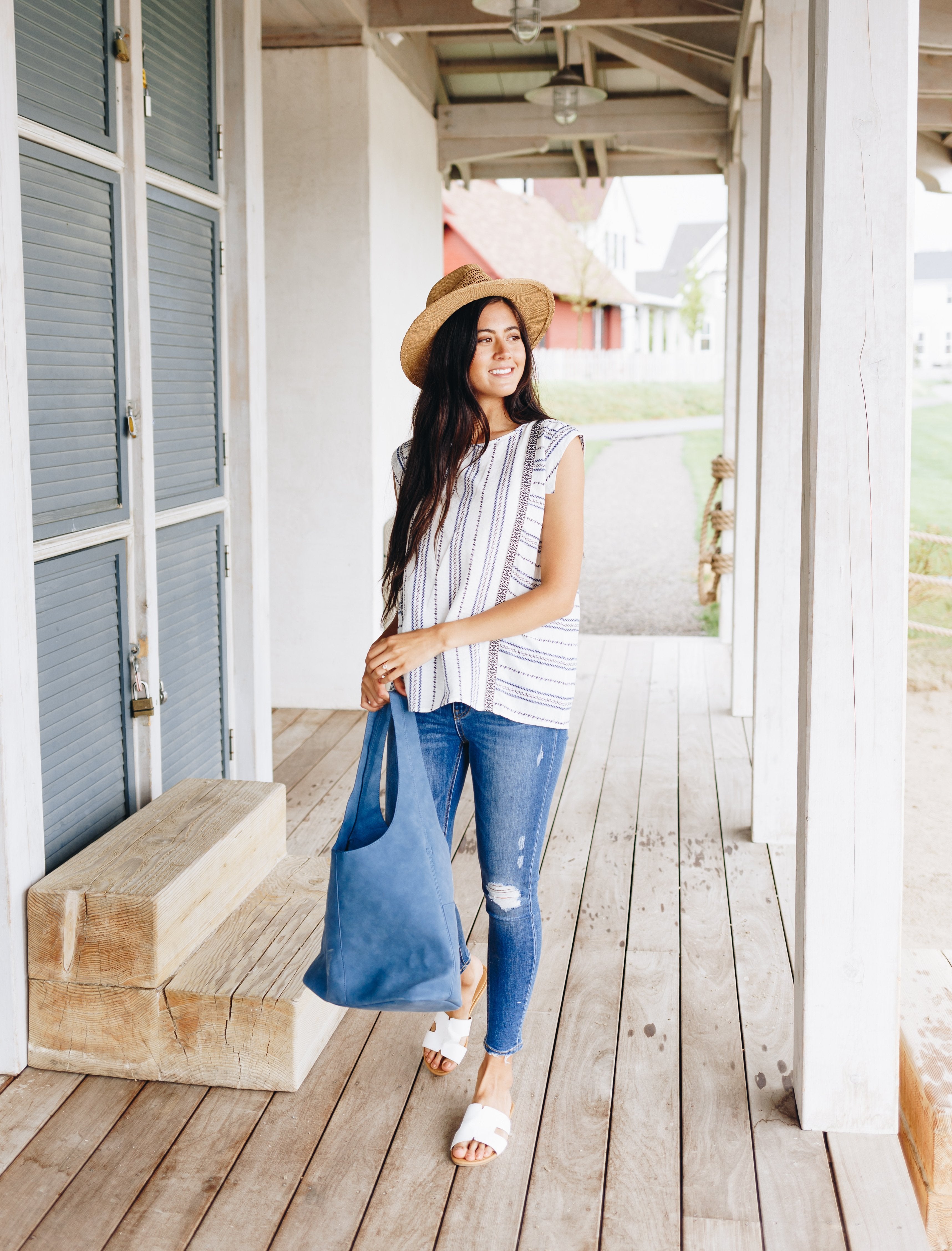 Cherokee Cap Sleeve Blouse In White