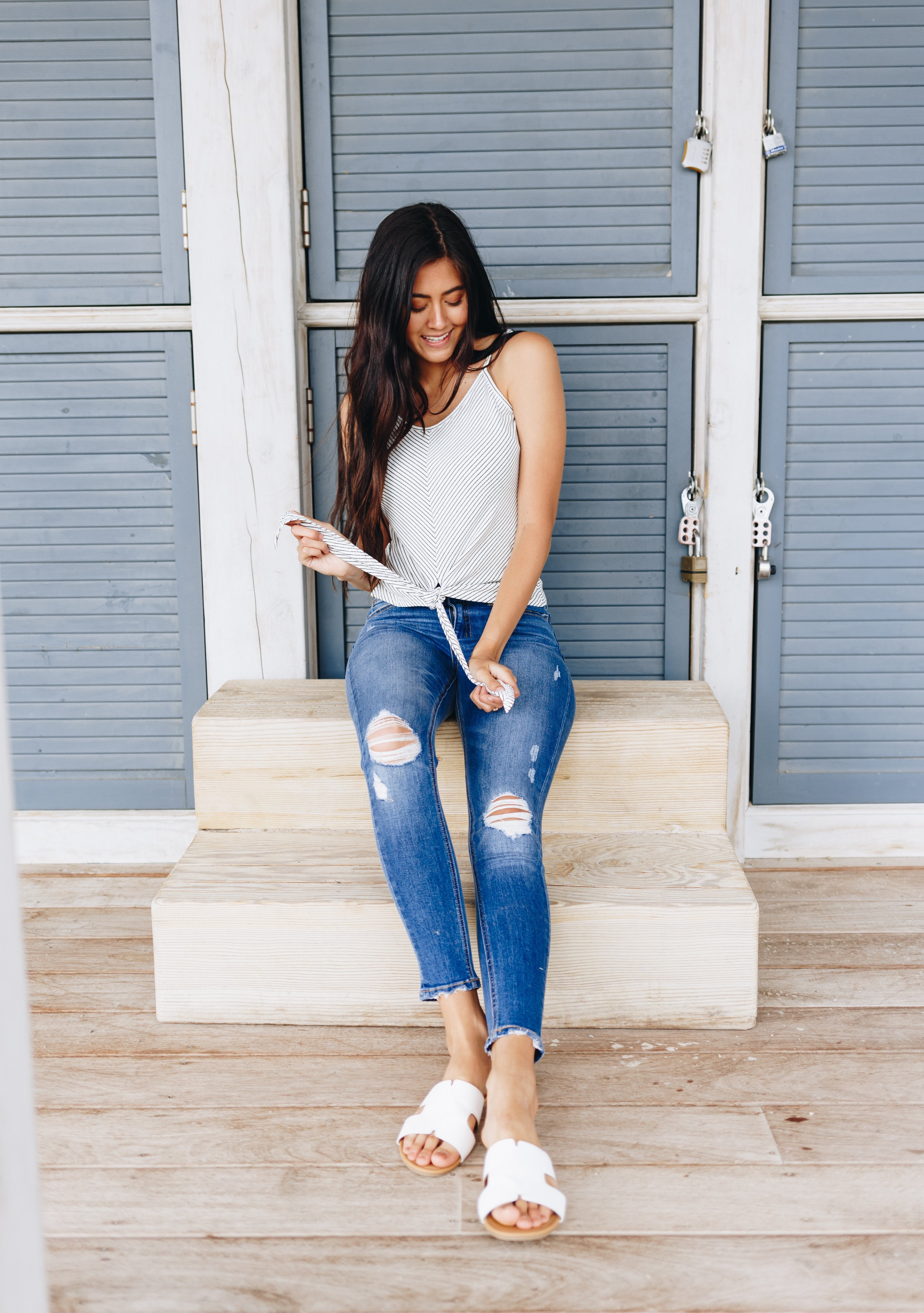 Chevron Stripes Tie Front Tank In White