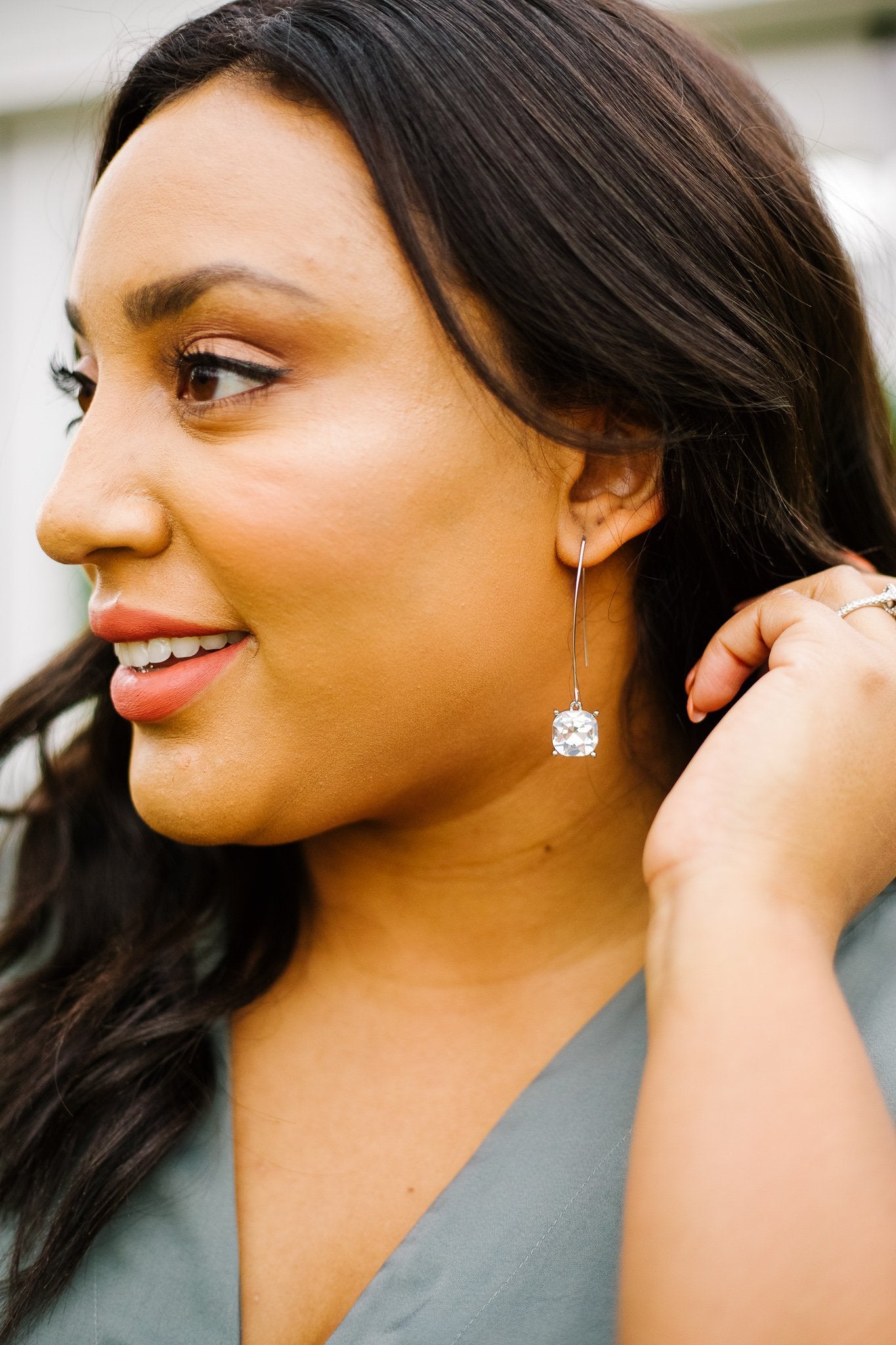 Crystal Drop Earrings In Diamond - 12/19/2019