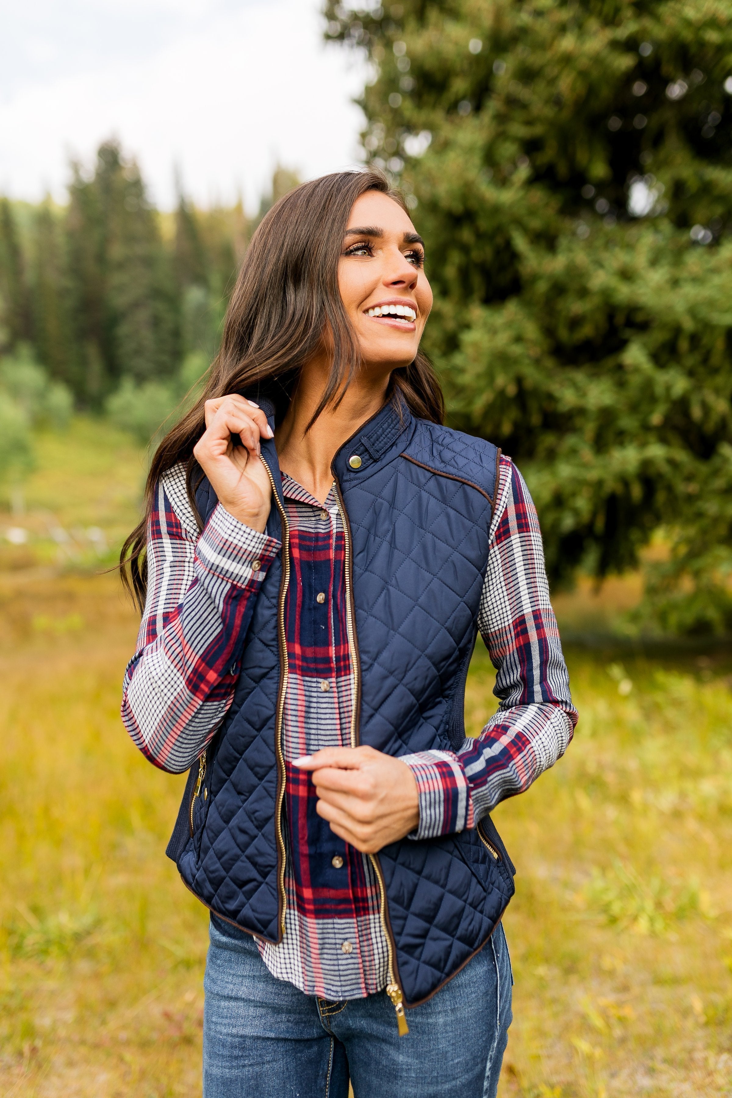 Diamond In the Rough Vest In Navy