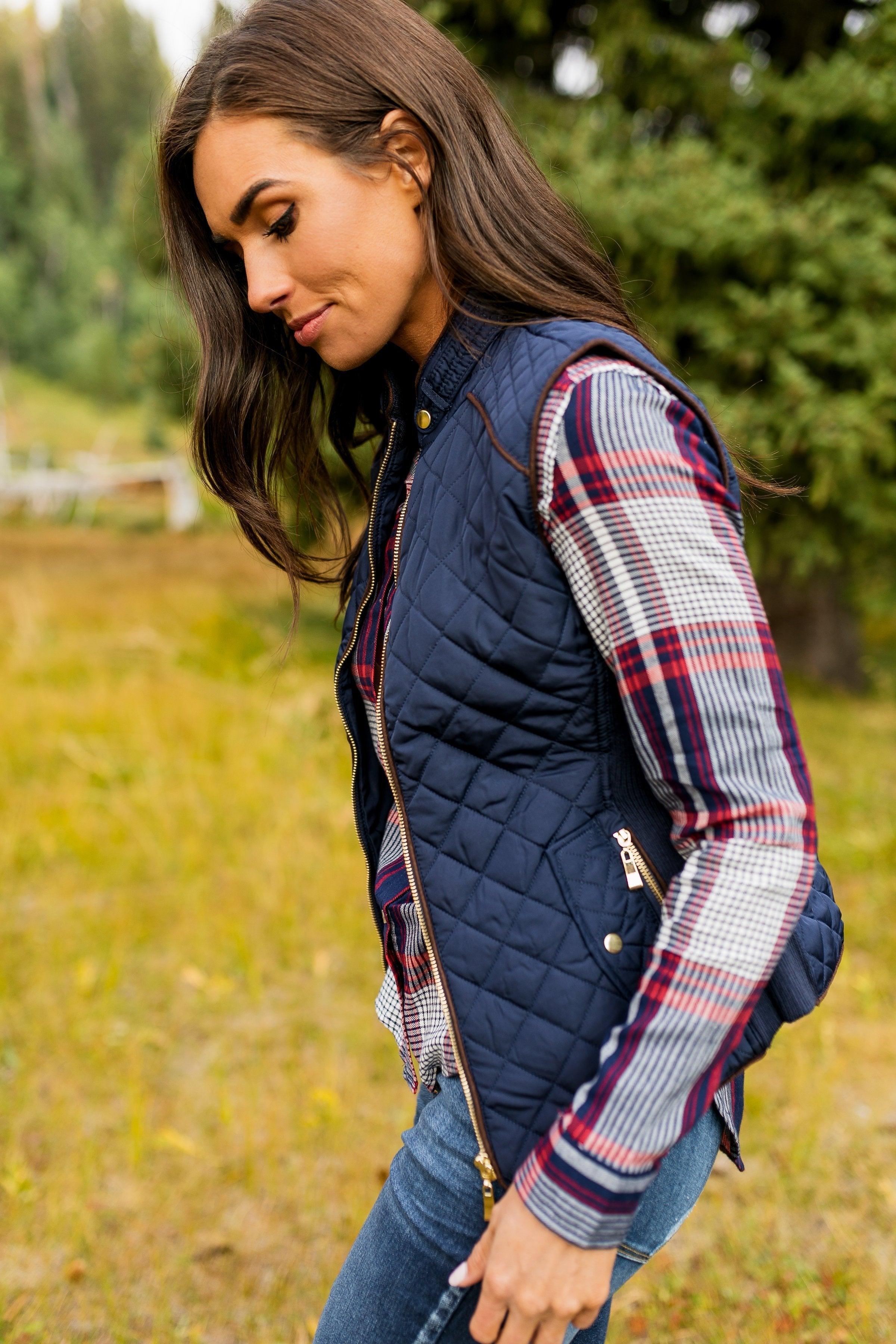 Diamond In the Rough Vest In Navy