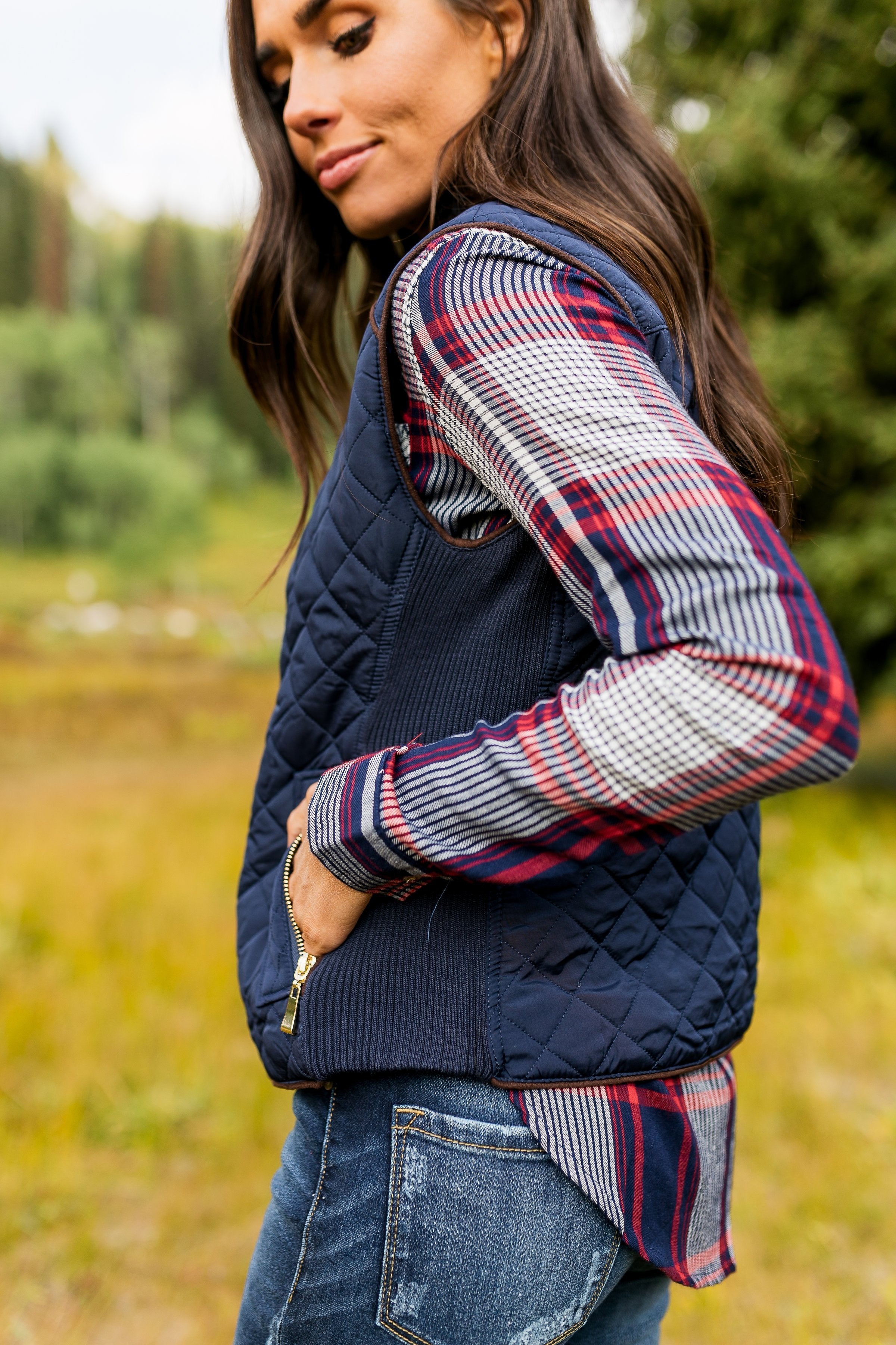 Diamond In the Rough Vest In Navy