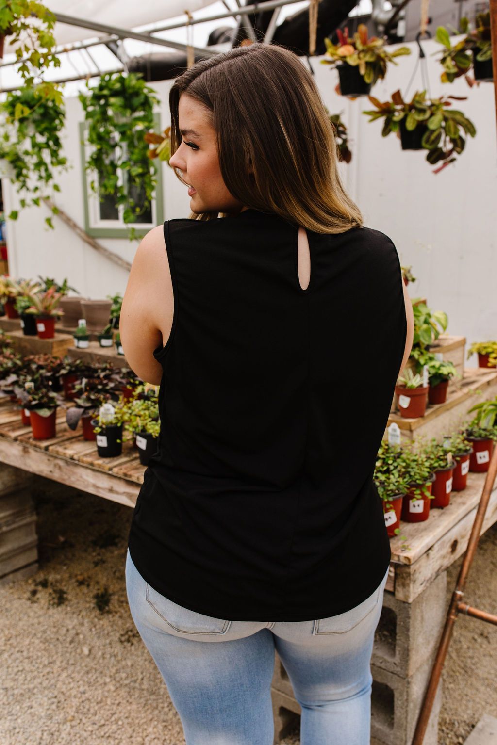 Elaine Elegant Tank In Black