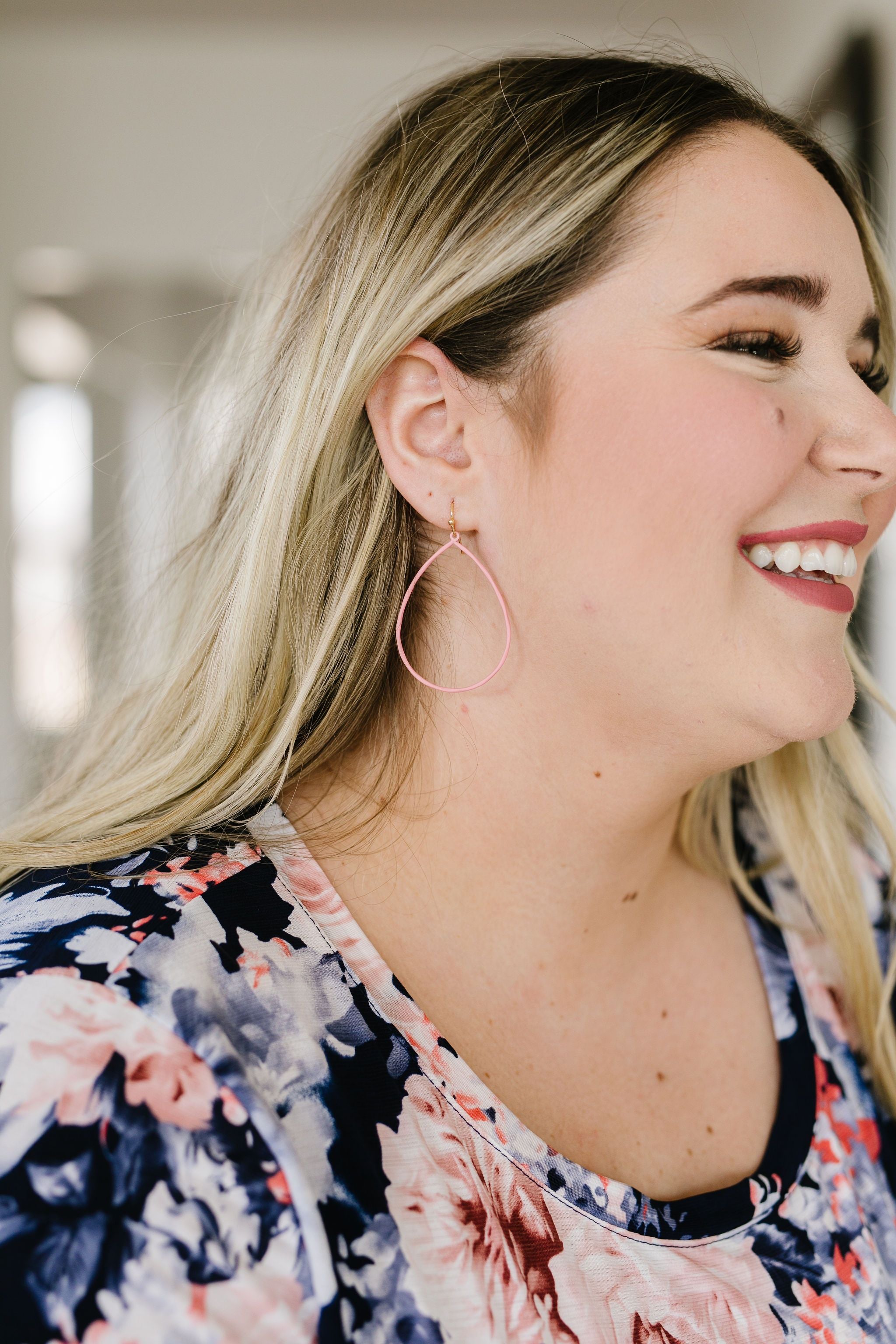 Falling Teardrop Hoops In Rose