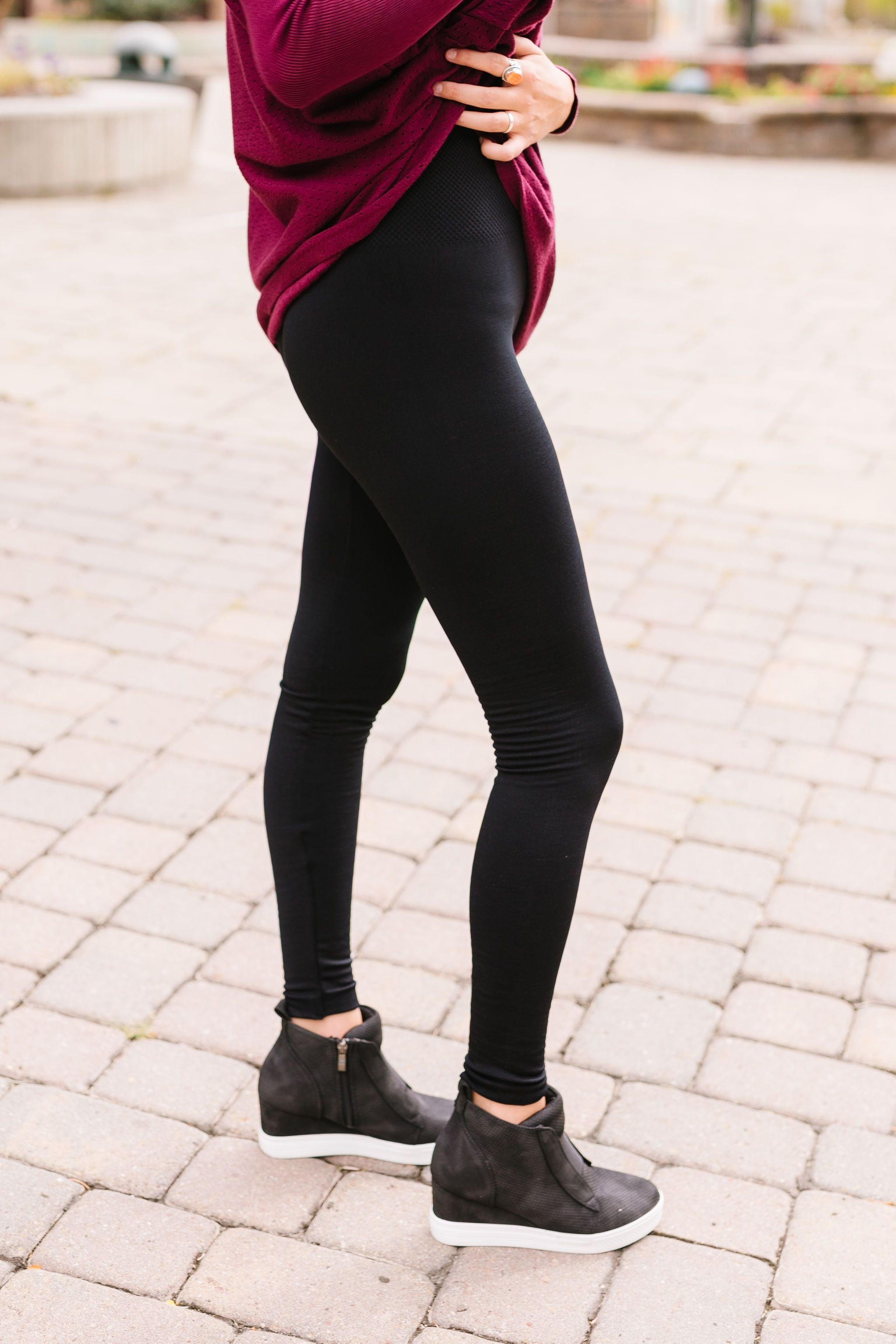 Fleece Lined Leggings In Black