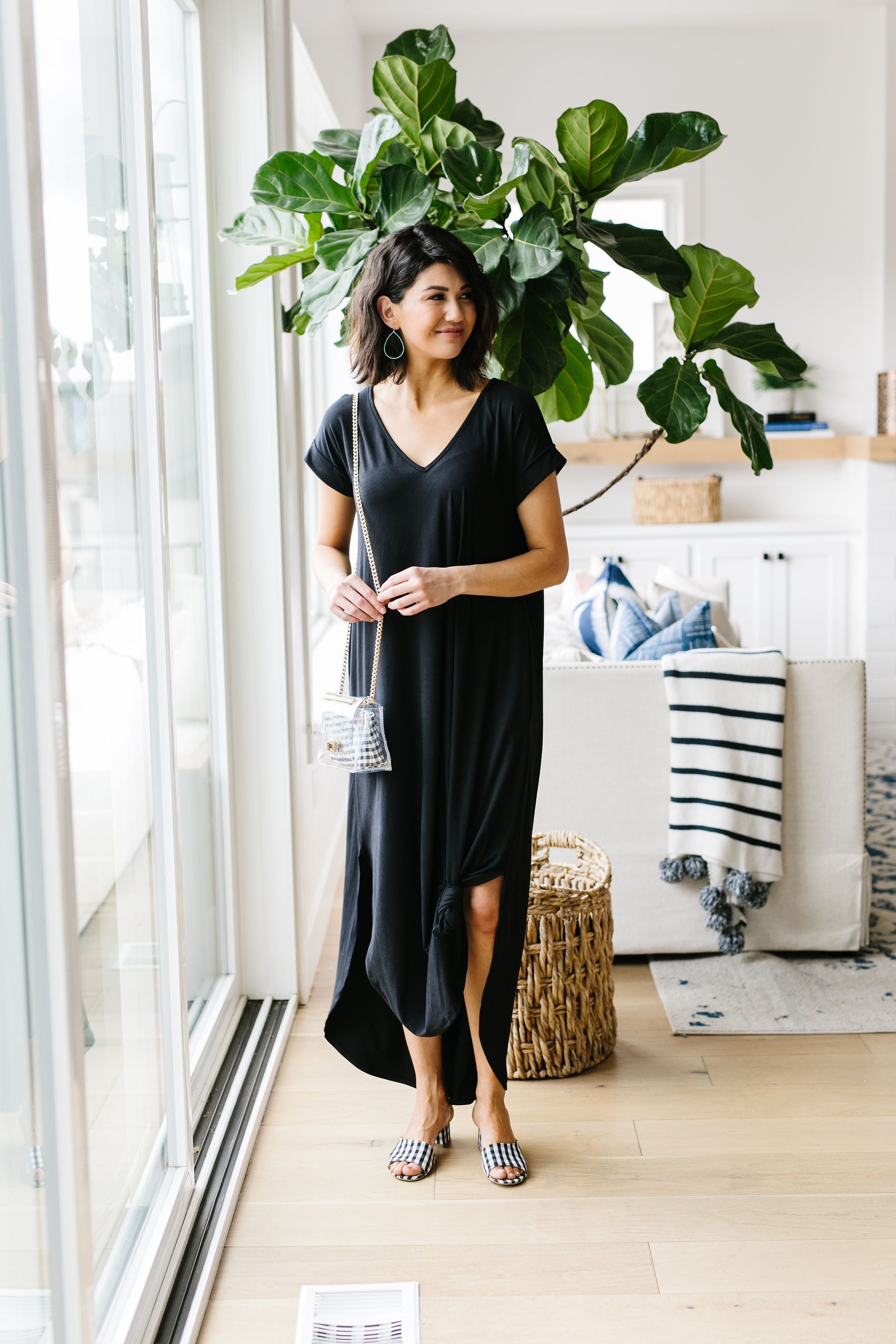 Free And Easy V-Neck Maxi Dress In Black