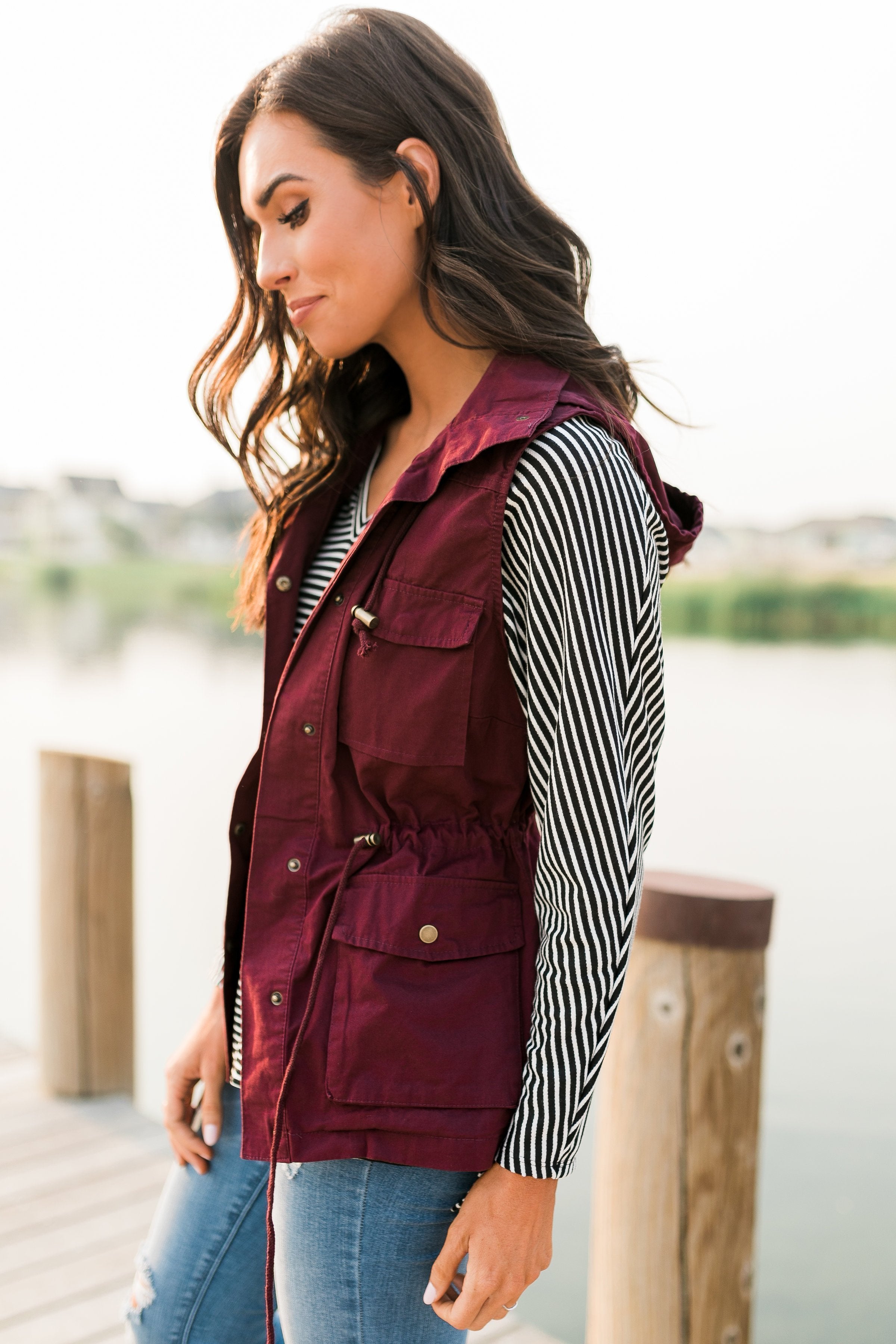 Hooded Camp Vest In Burgundy