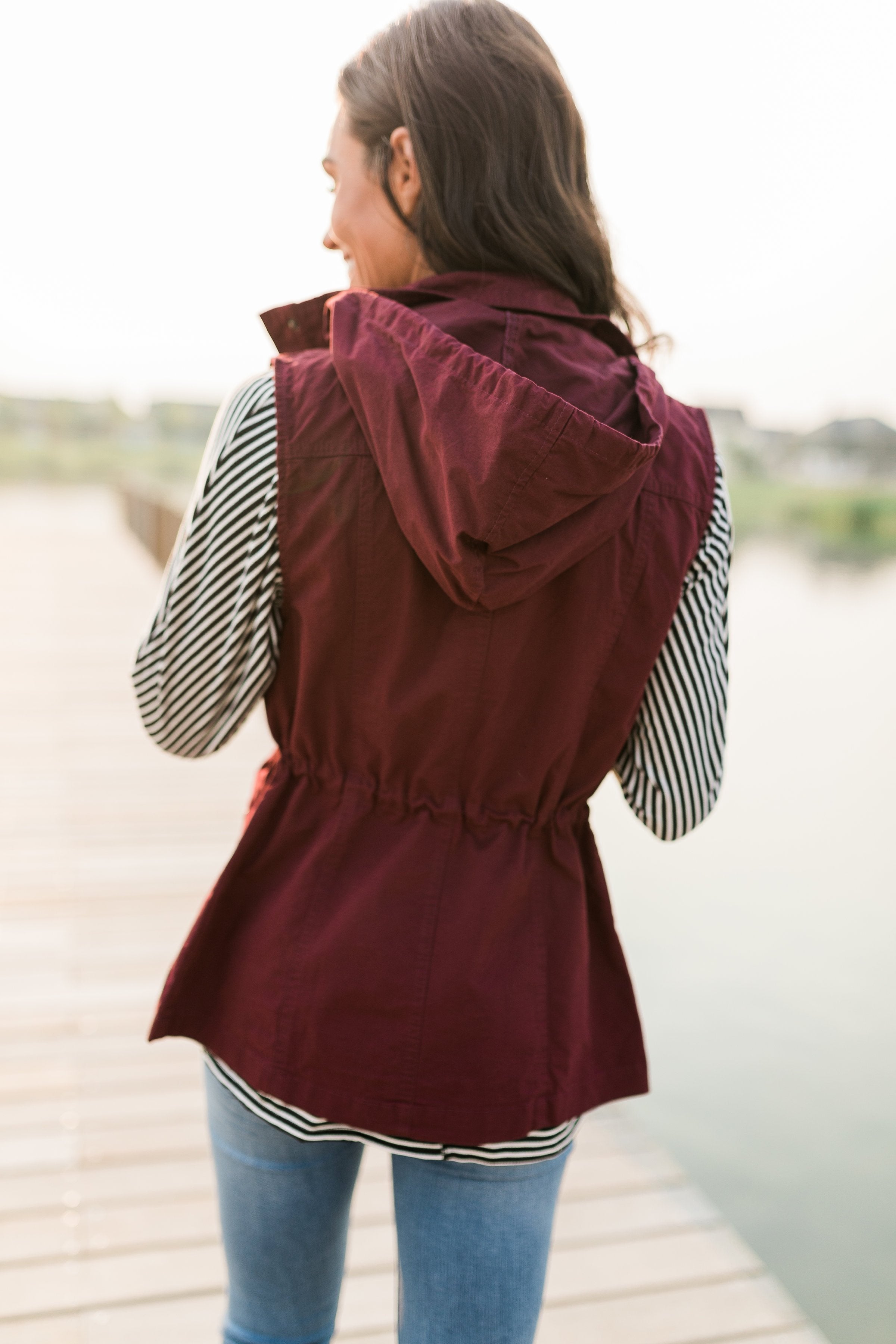 Hooded Camp Vest In Burgundy