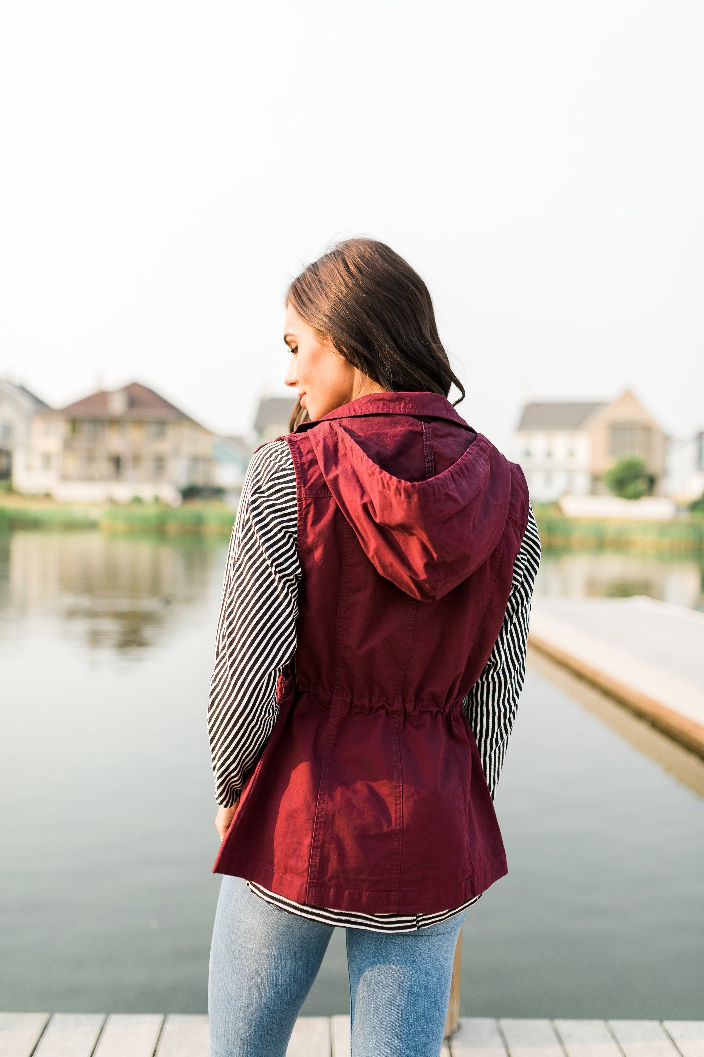 Hooded Camp Vest In Burgundy