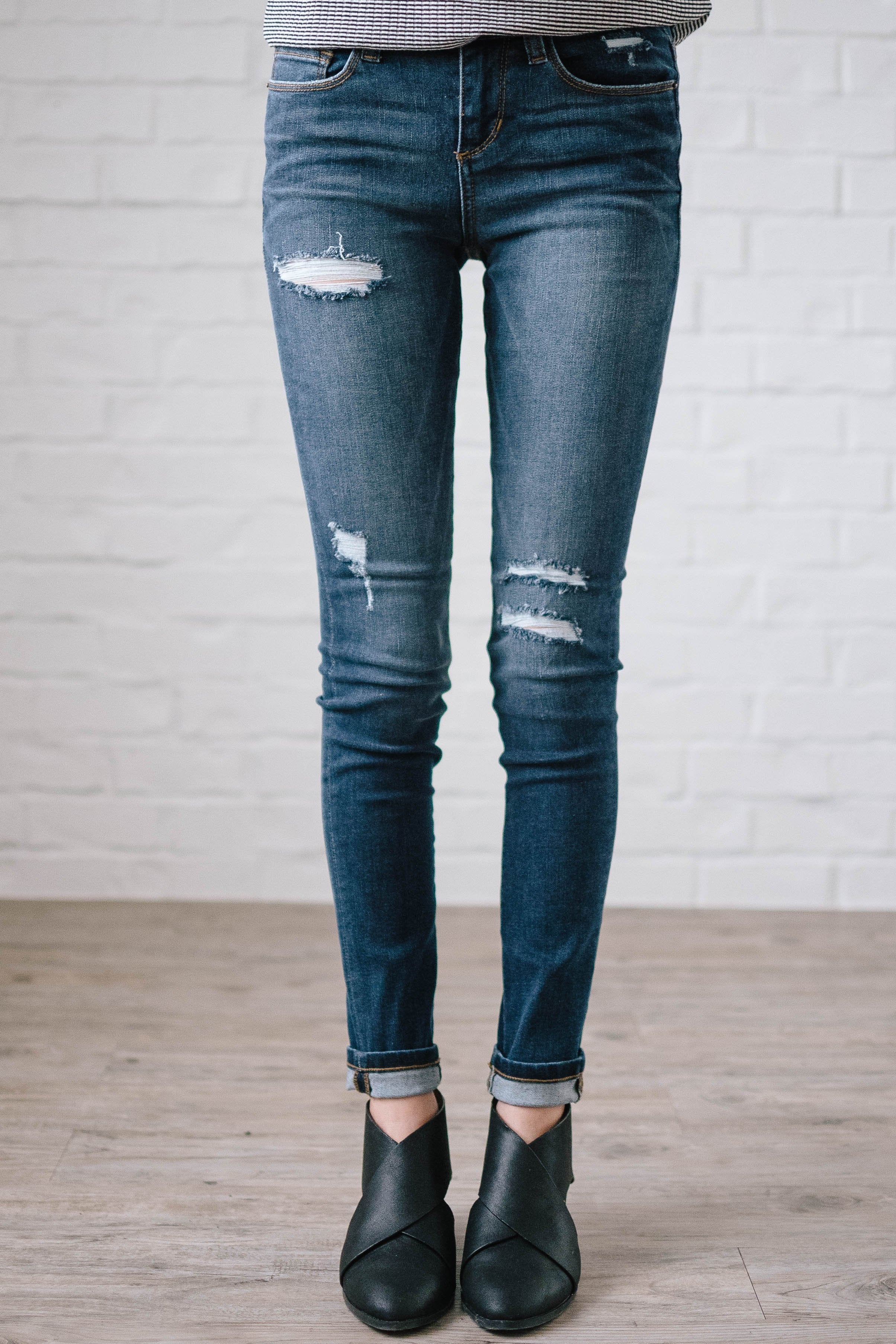 Distressed Mid Rise Skinny Jean