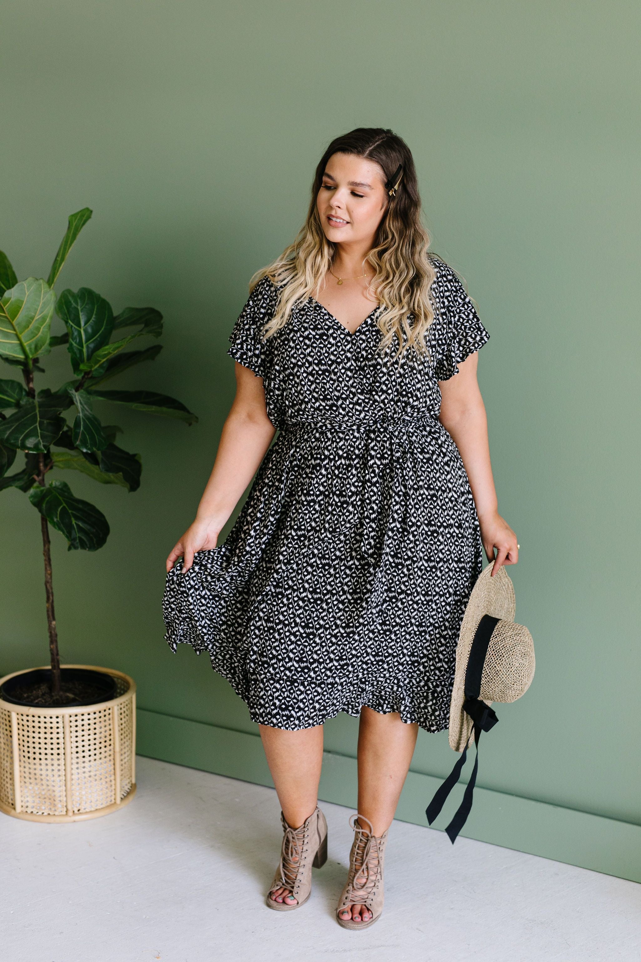 Joanna Midi Dress In Black