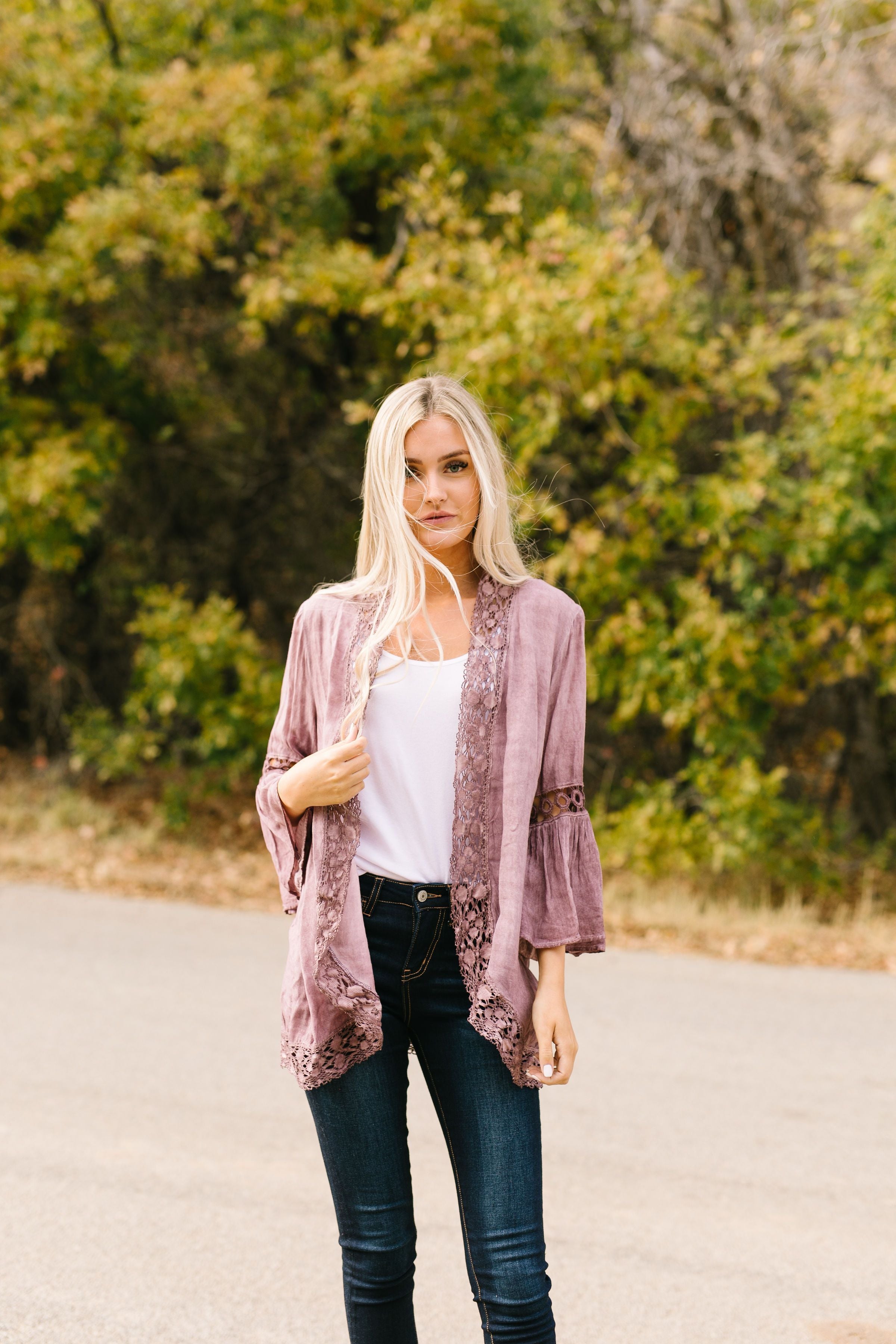 Kimberly Lace Trimmed Kimono In Mauve - ALL SALES FINAL