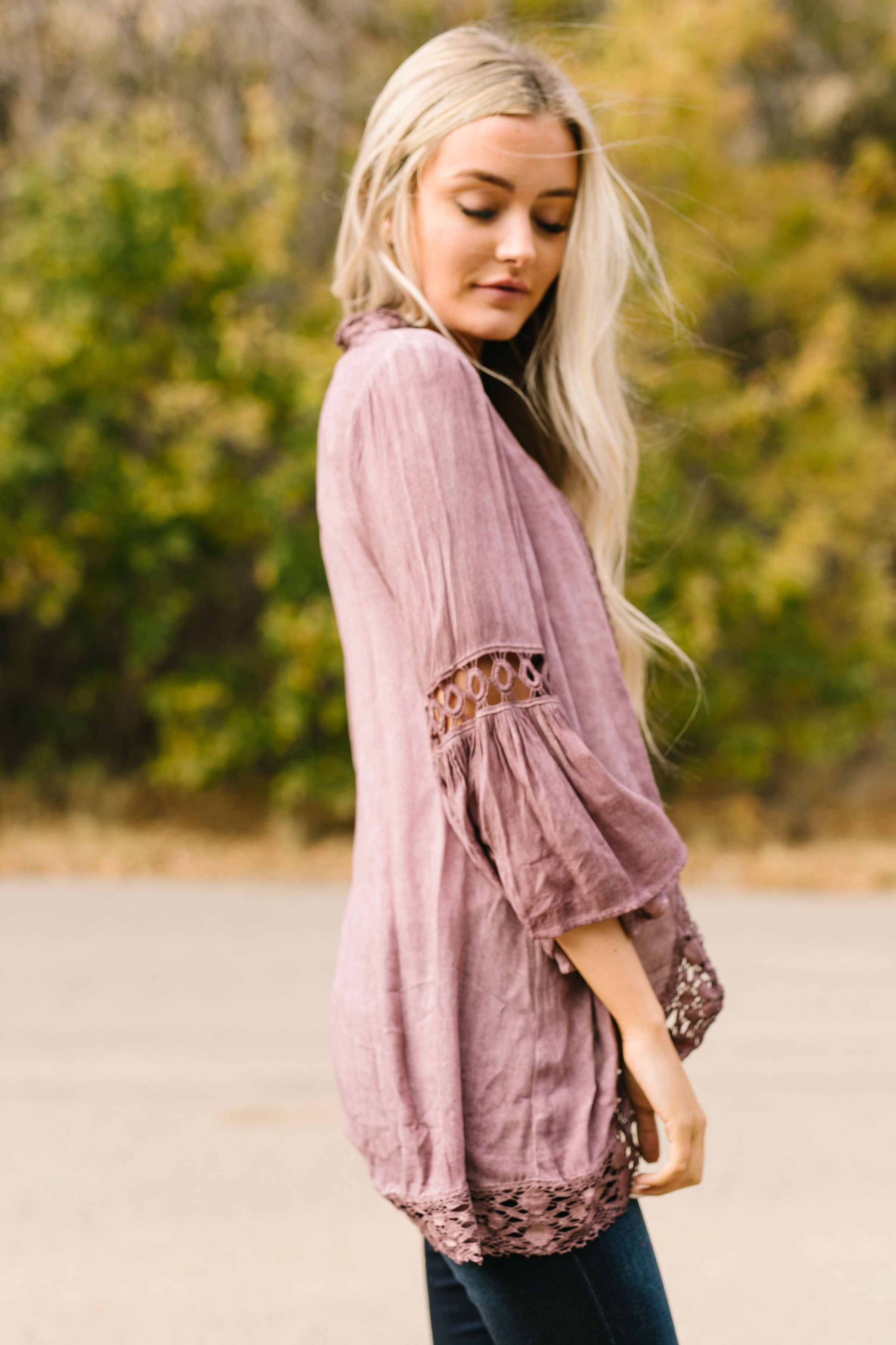 Kimberly Lace Trimmed Kimono In Mauve - ALL SALES FINAL