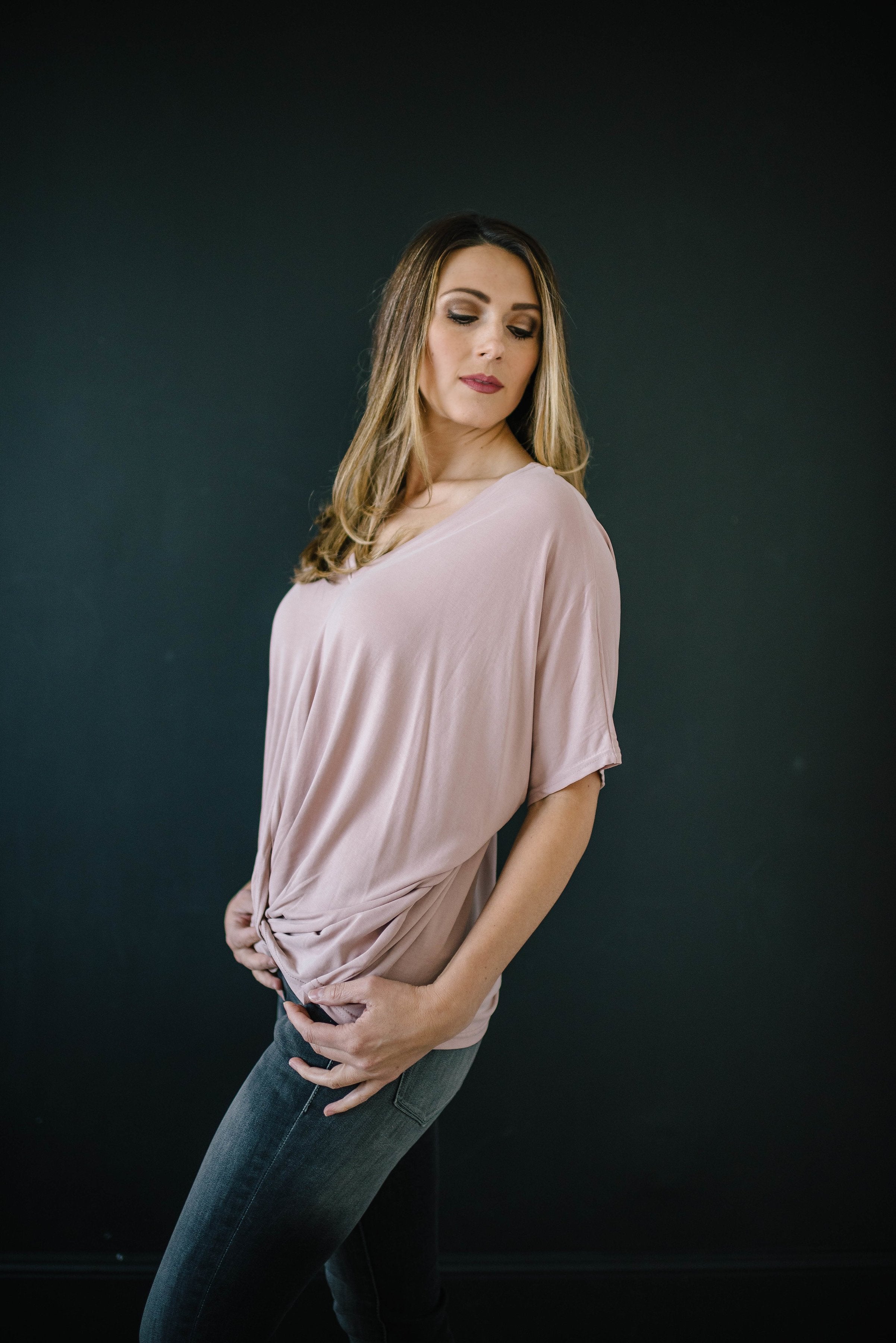 Knot Me V-Neck Tee in Rose