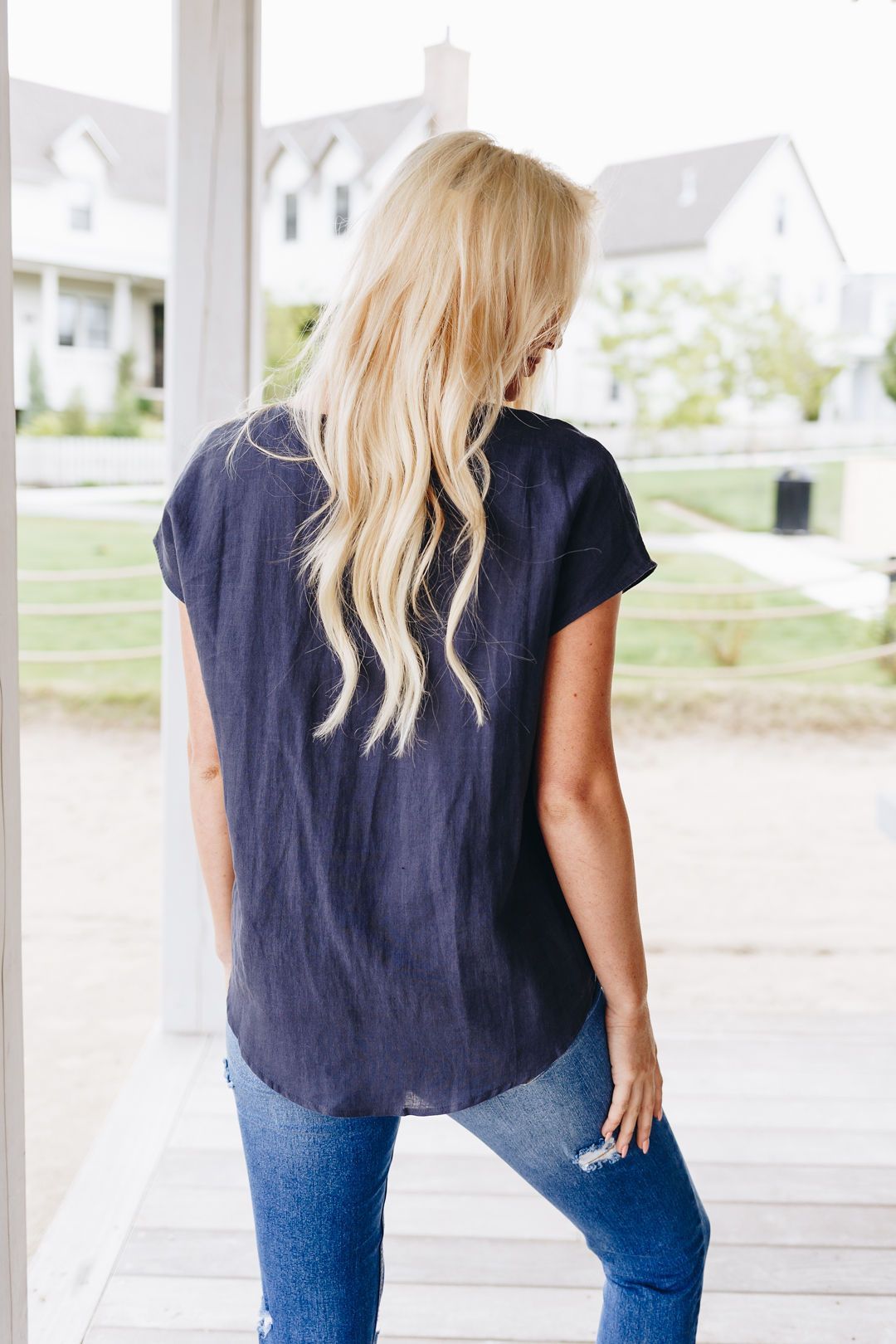 Laidback Linen V-Neck In Navy