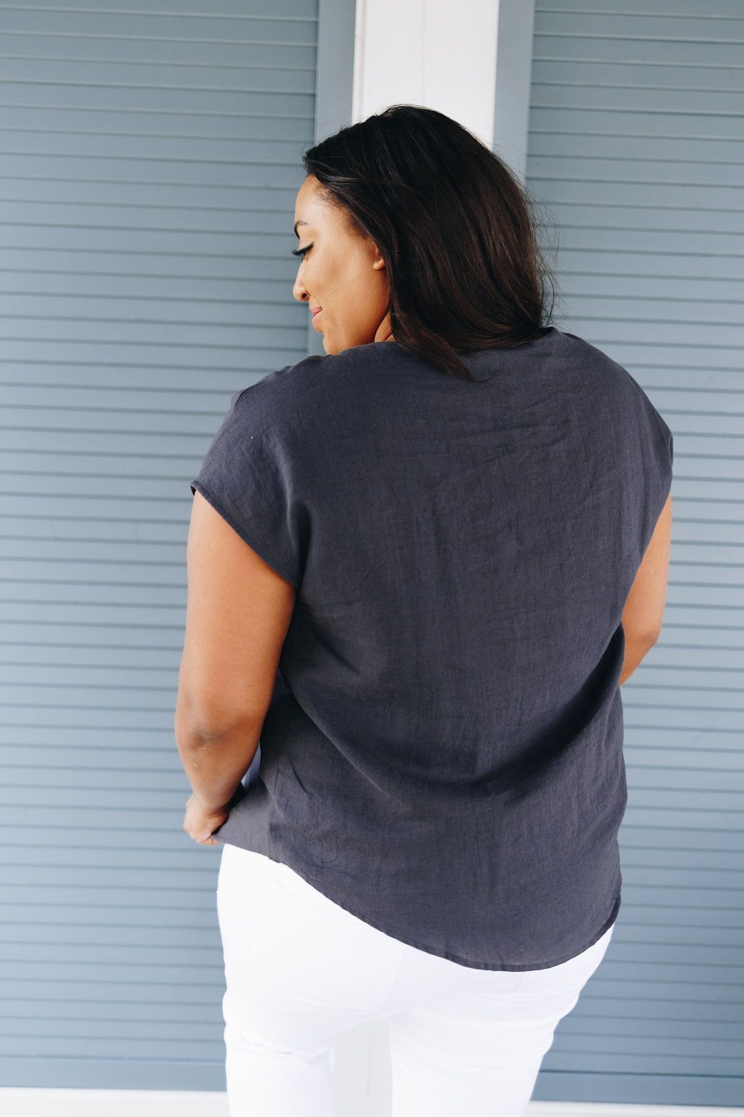 Laidback Linen V-Neck In Navy