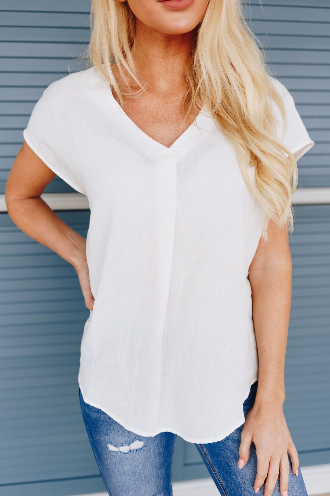 Laidback Linen V-Neck In White