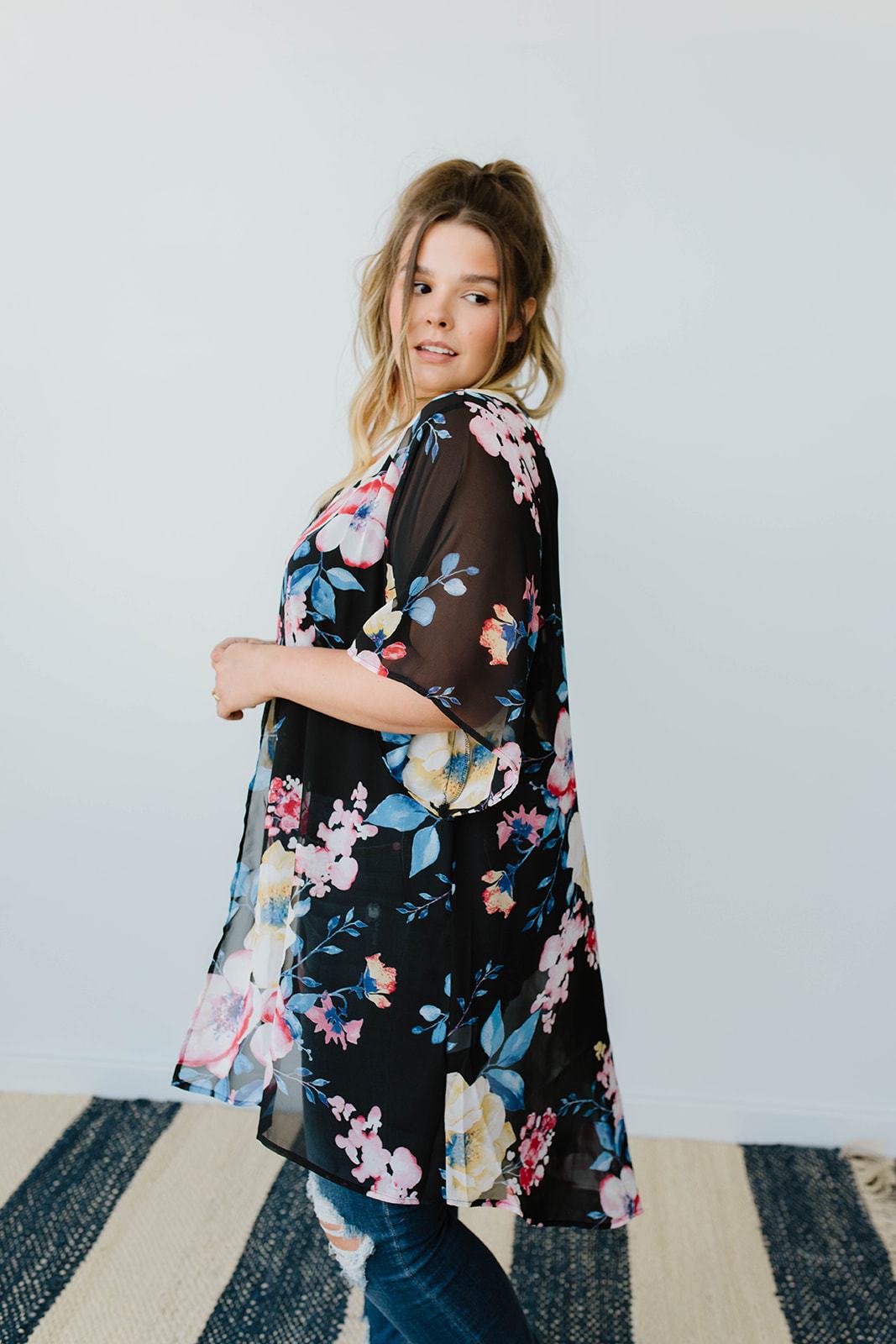 Lightweight Floral Kimono In Black