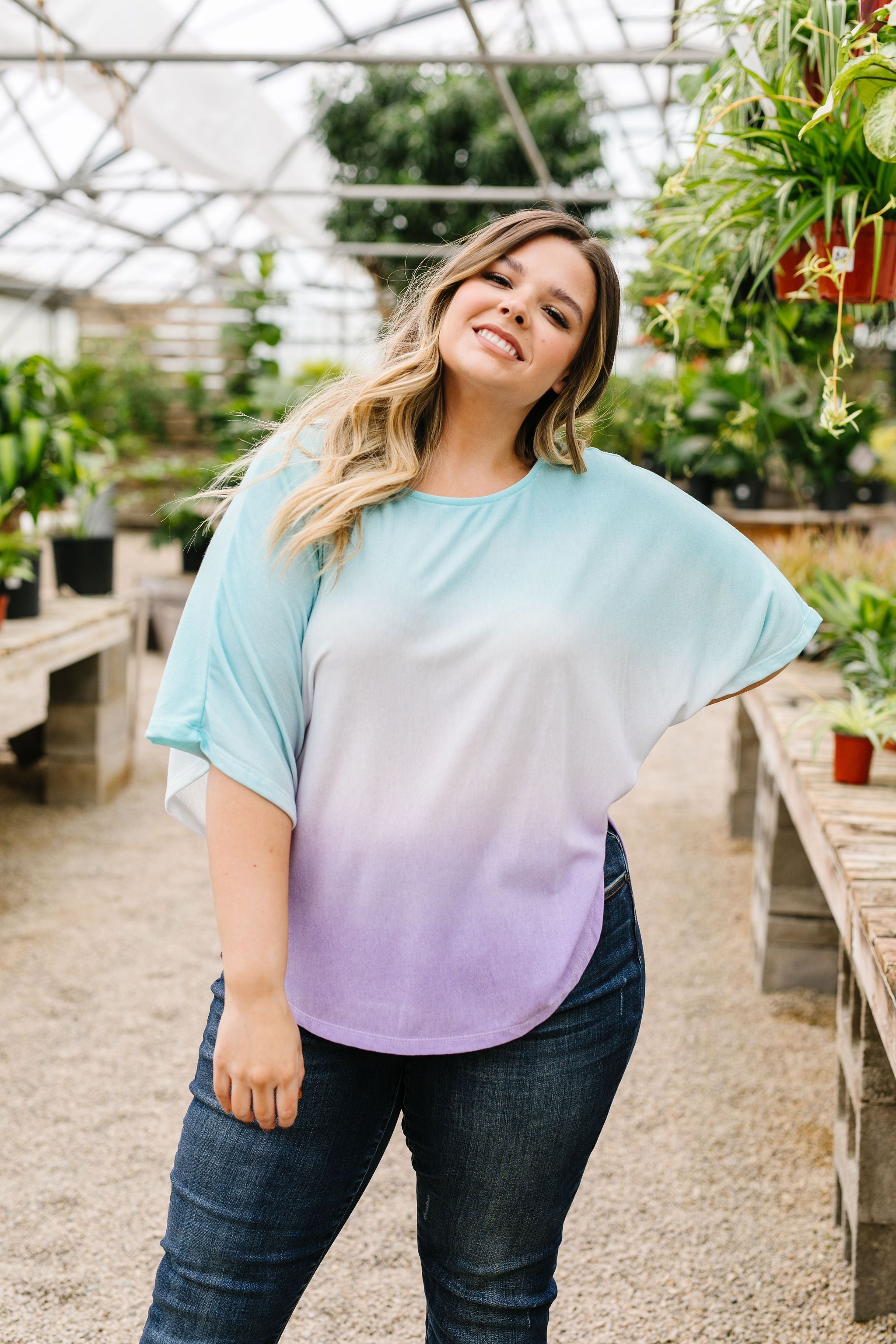 Middle Ground Ombre Top In Aqua