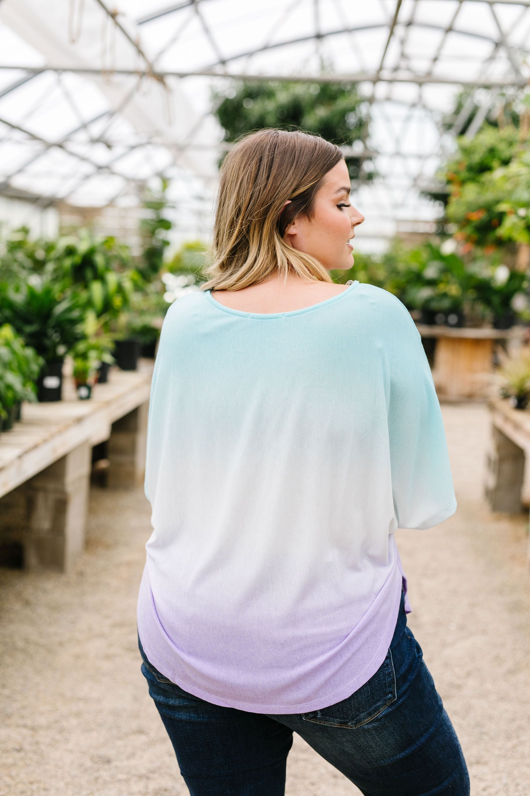 Middle Ground Ombre Top In Aqua