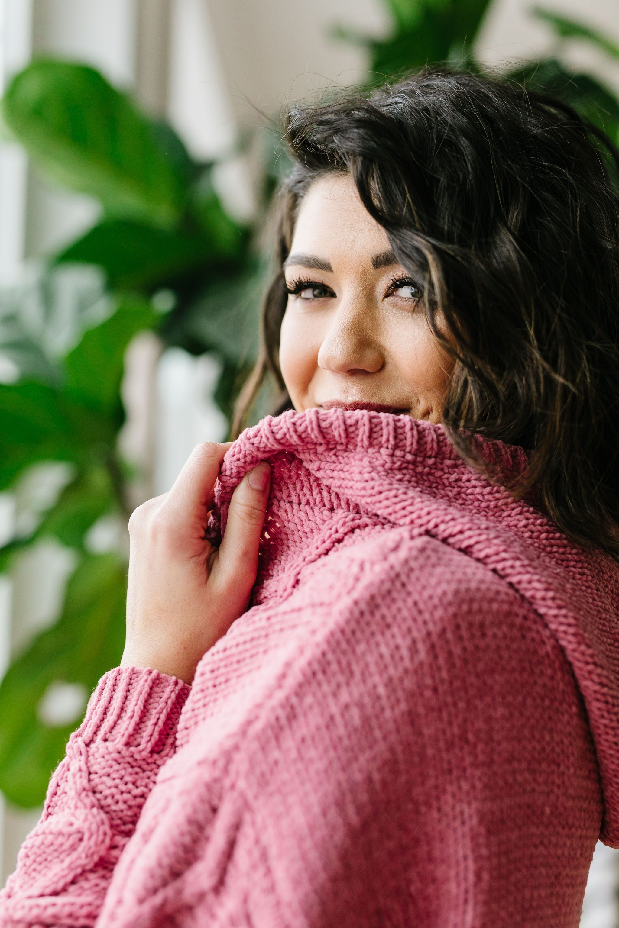 Nantucket Hooded Cable Knit Sweater In Salmon