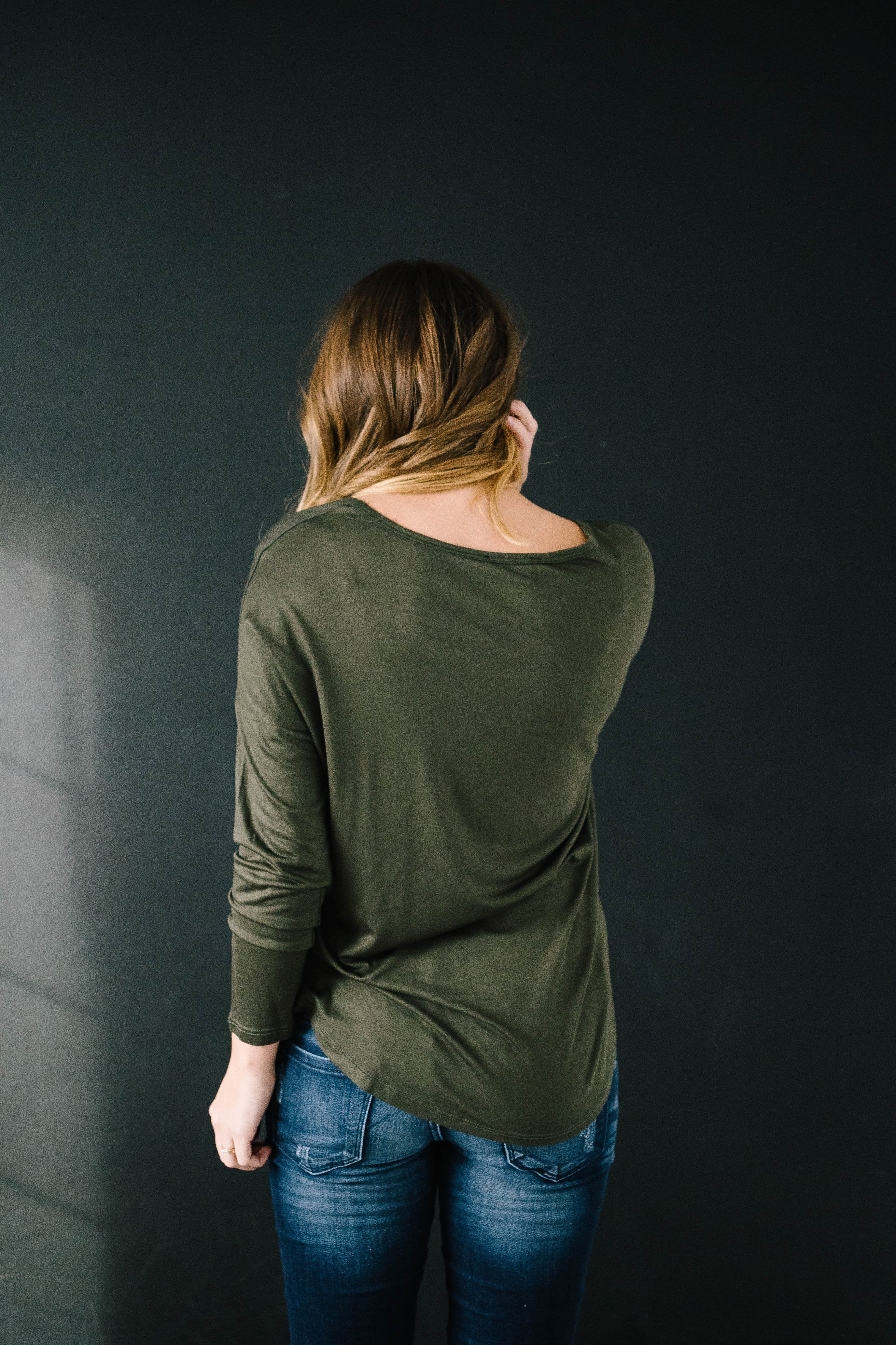 Penny Pocket Top in Olive