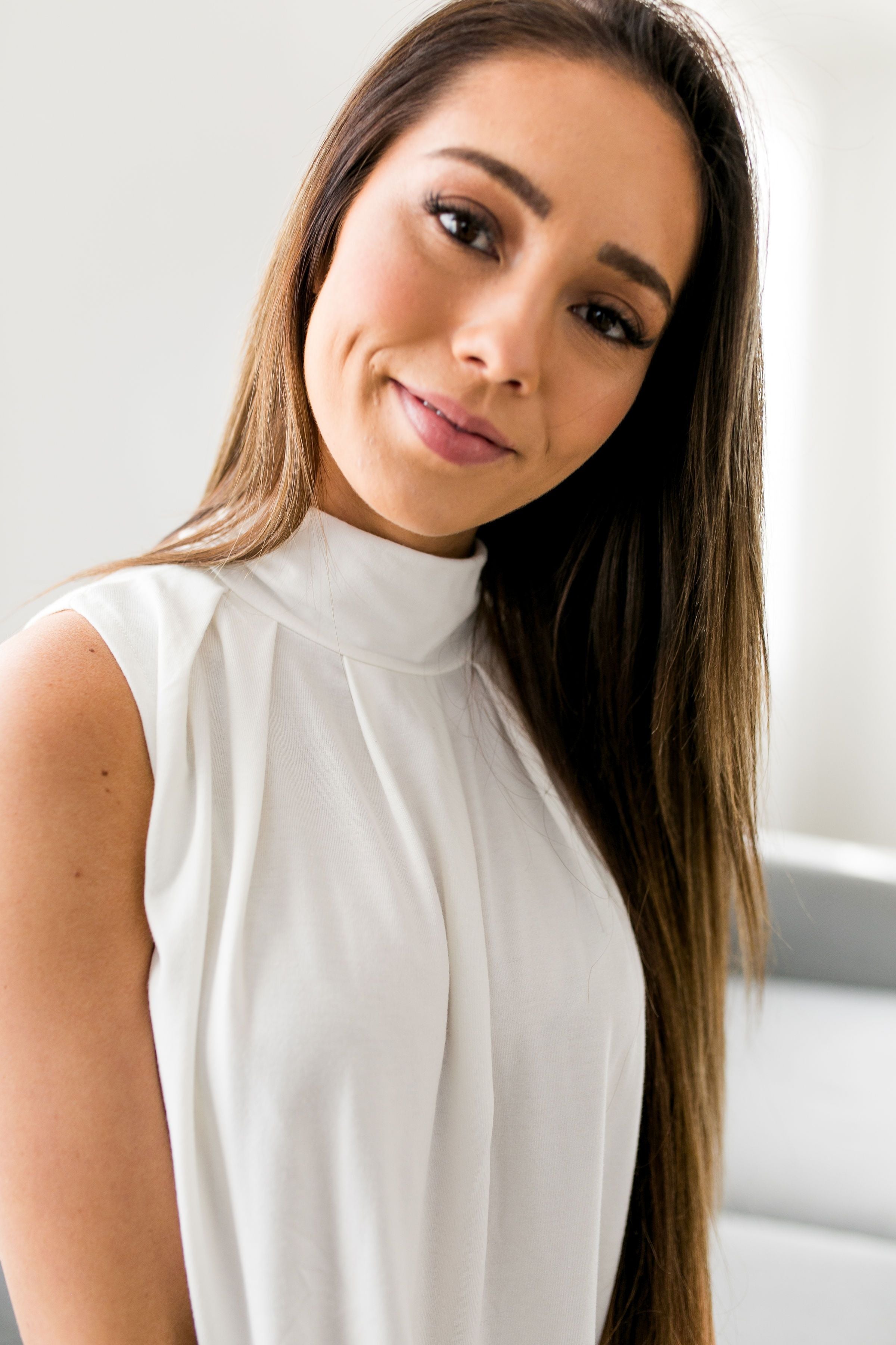 Pleats A Plenty Sleeveless Top In Winter White