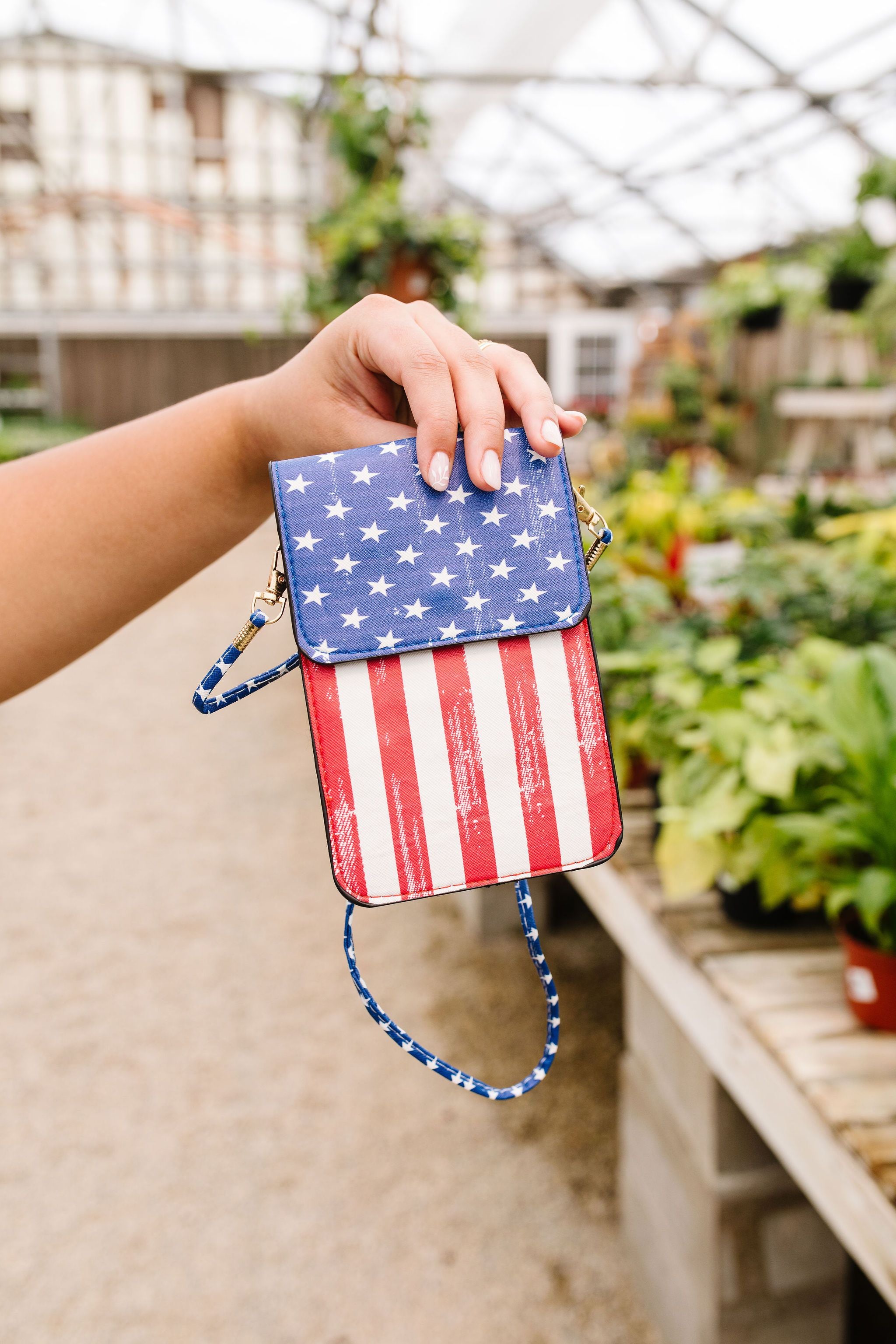 Proud To Be American Cell Phone Bag