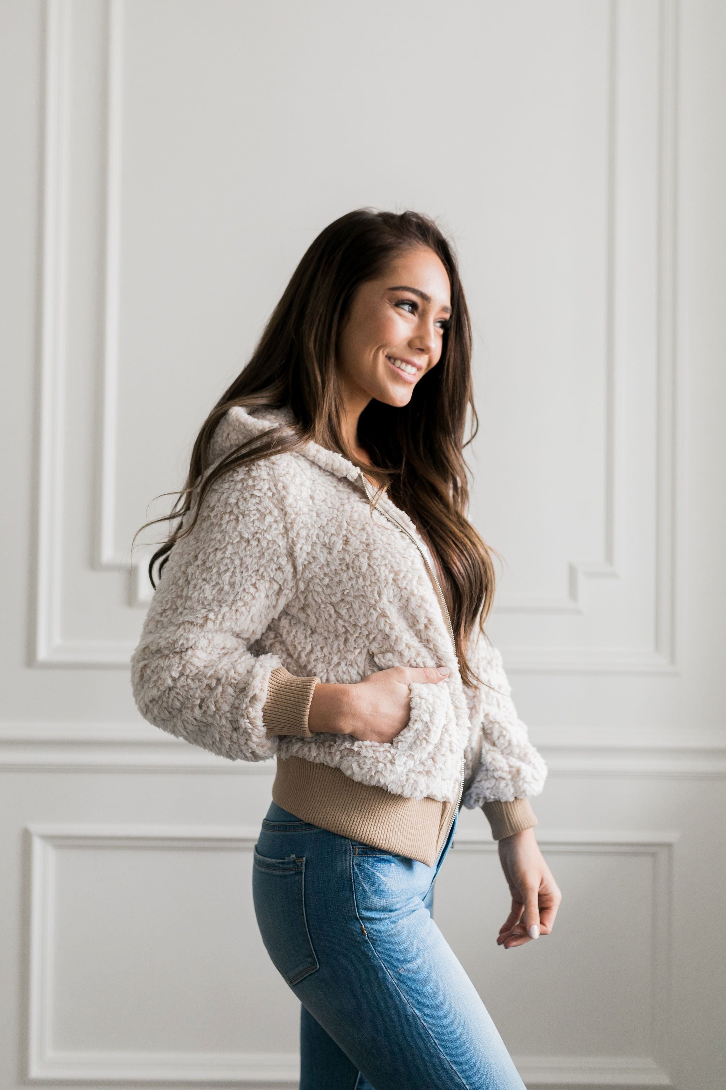 Sherpa Contrasting Cropped Zip-Up Hoodie in Oatmeal - ALL SALES FINAL